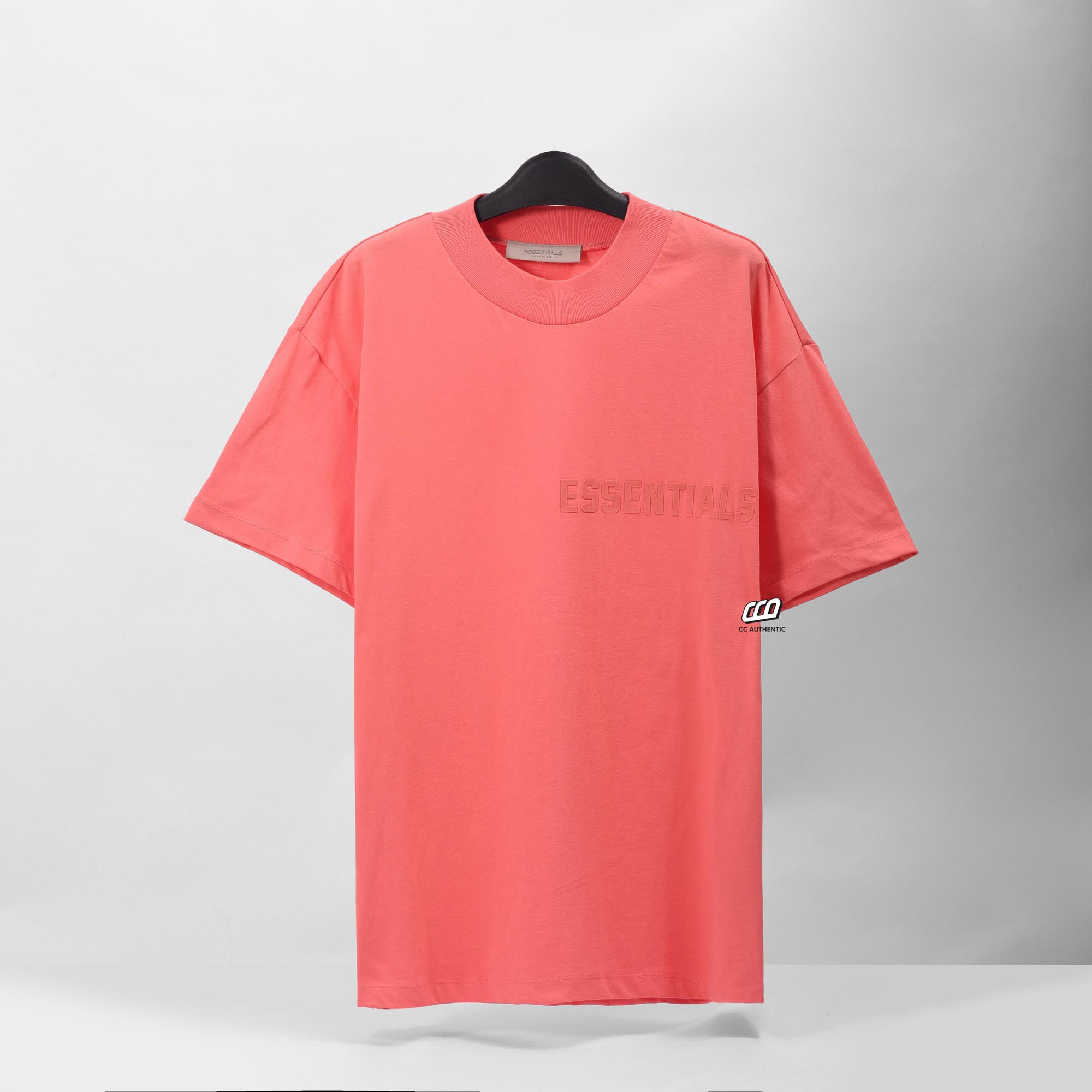 FOG ESSENTIALS SS23 T-SHIRT - CORAL