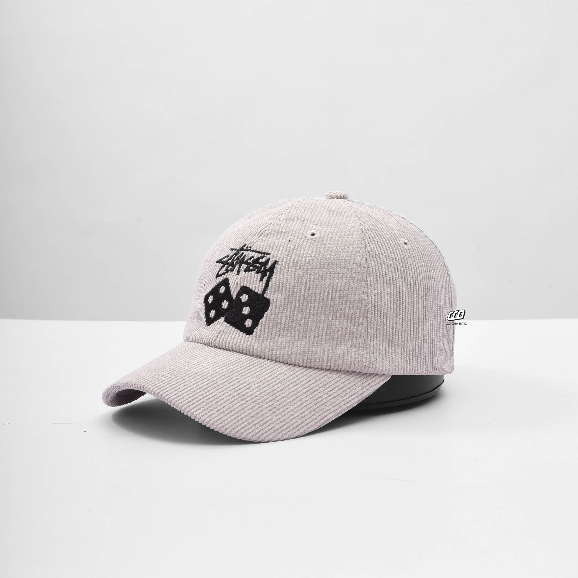 STUSSY TWO DICE CORD LOW PRO CAP - WHITE
