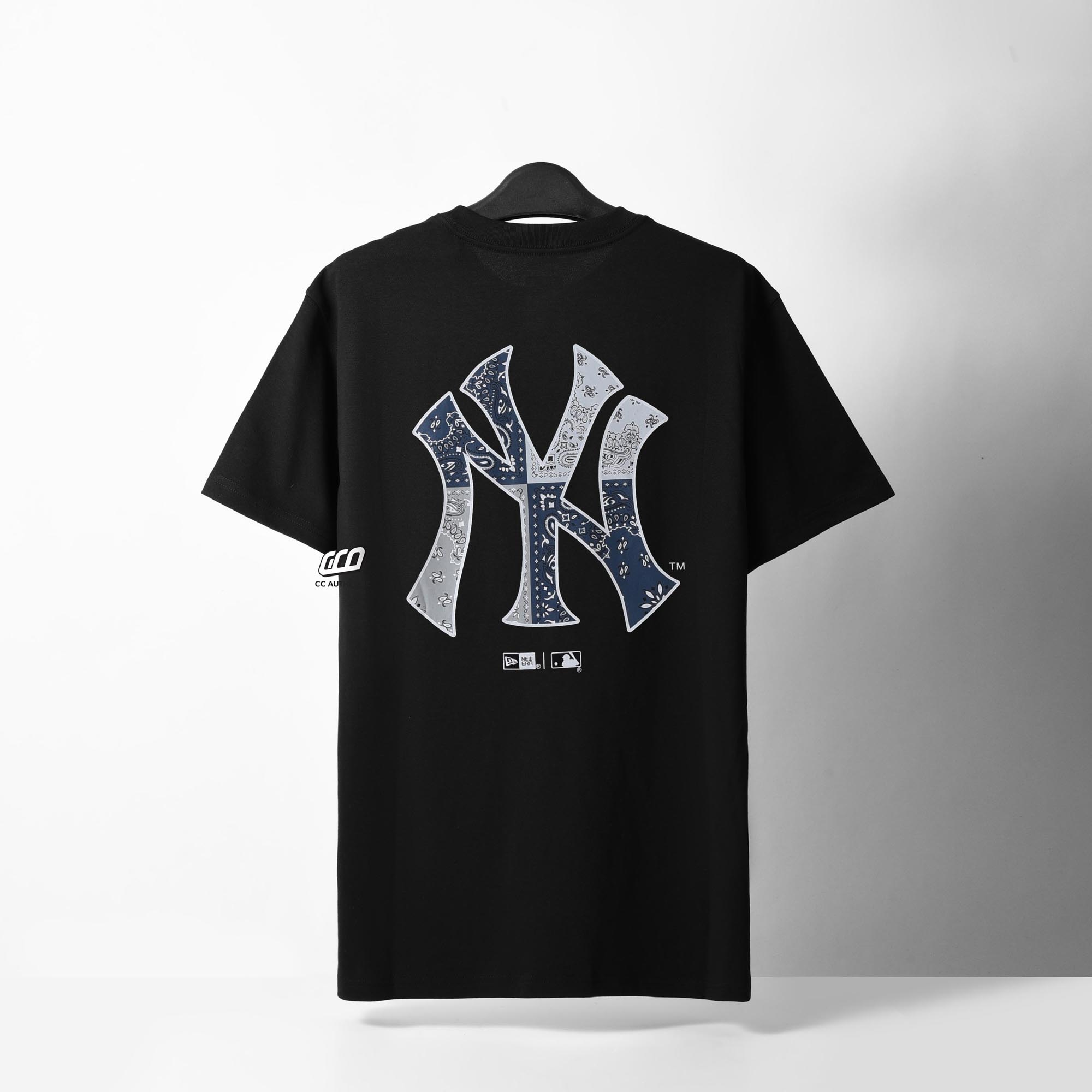 NEW ERA BIG PAISLEY SS24 T-SHIRT - BLACK