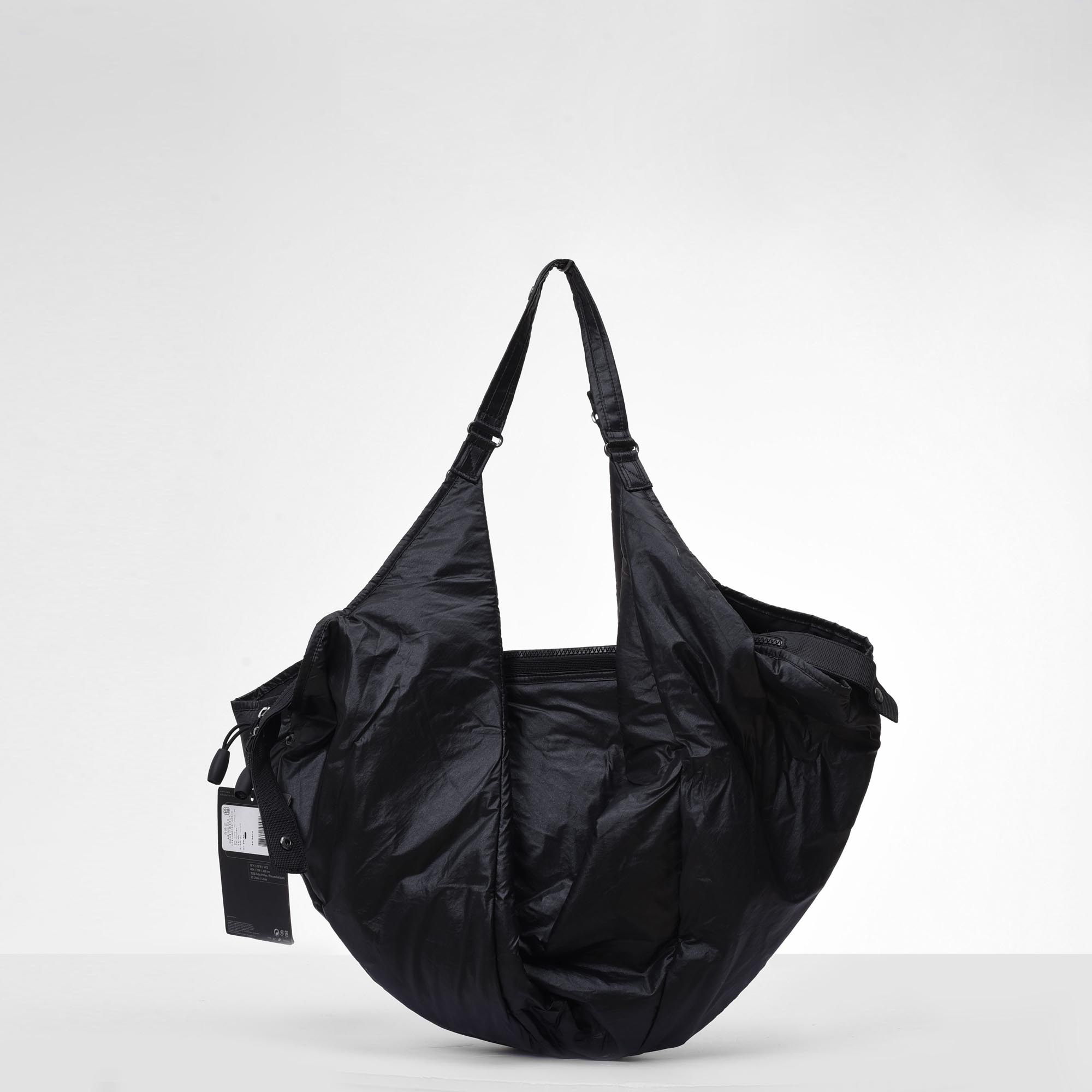 NIKE VICTORY PRO GYM DUFFLE TOTE WORKOUT BAG - BLACK
