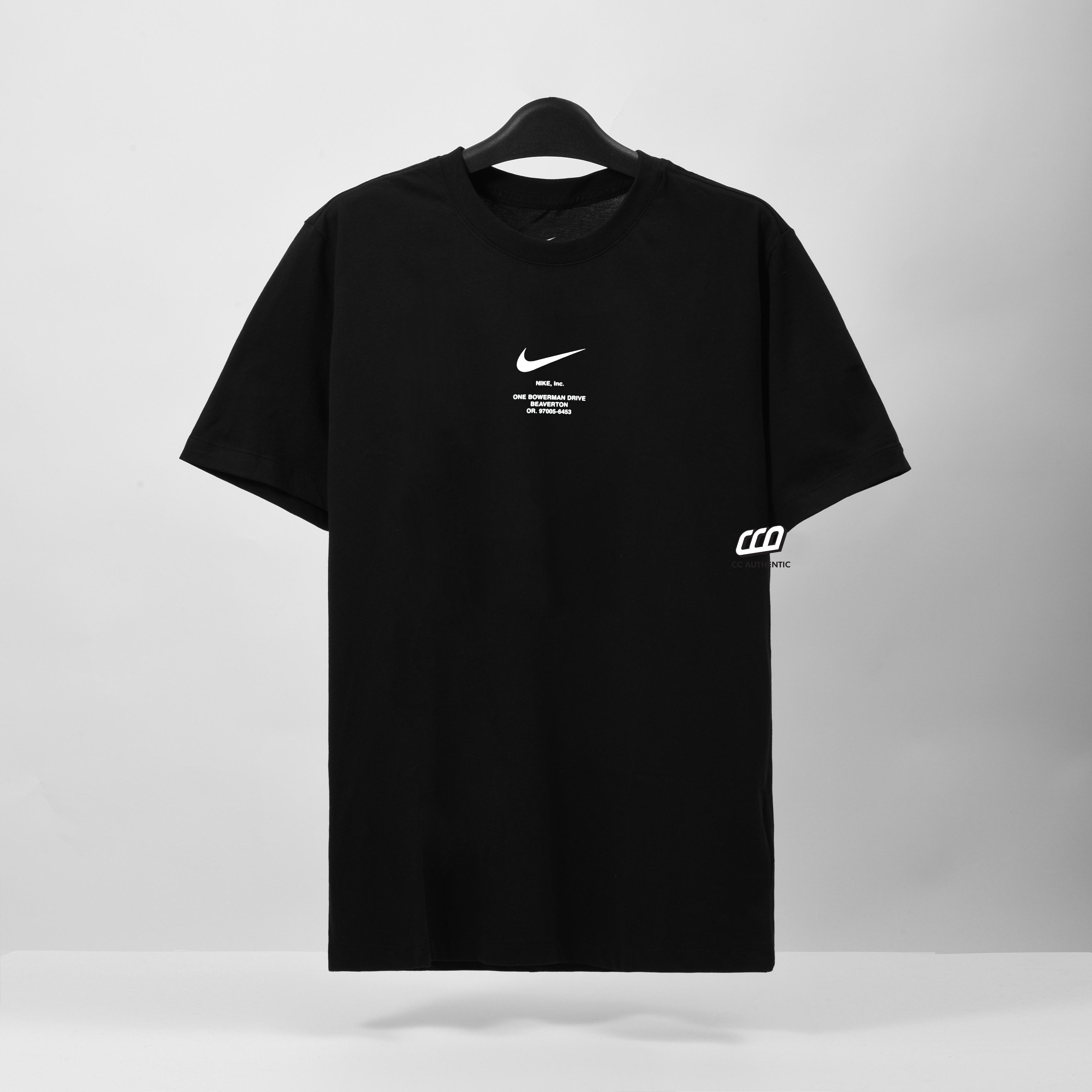 NIKE BIG SWOOSH BY NIKE T-SHIRT - BLACK