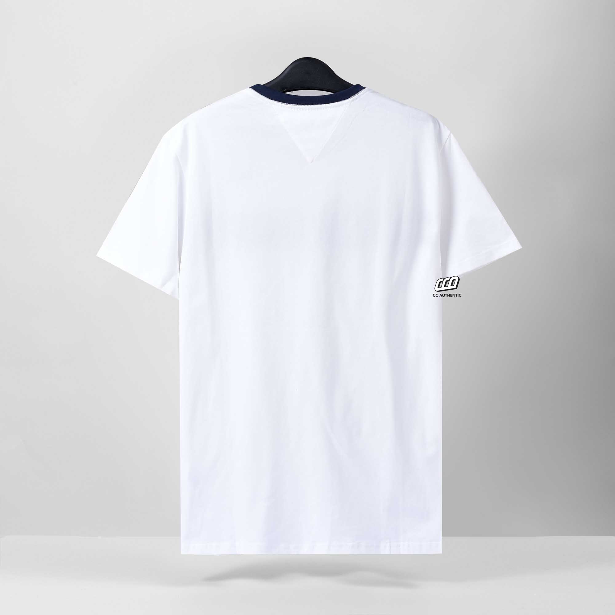 TOMMY HILFIGER SIGNATURE STRIPE T-SHIRT - WHITE