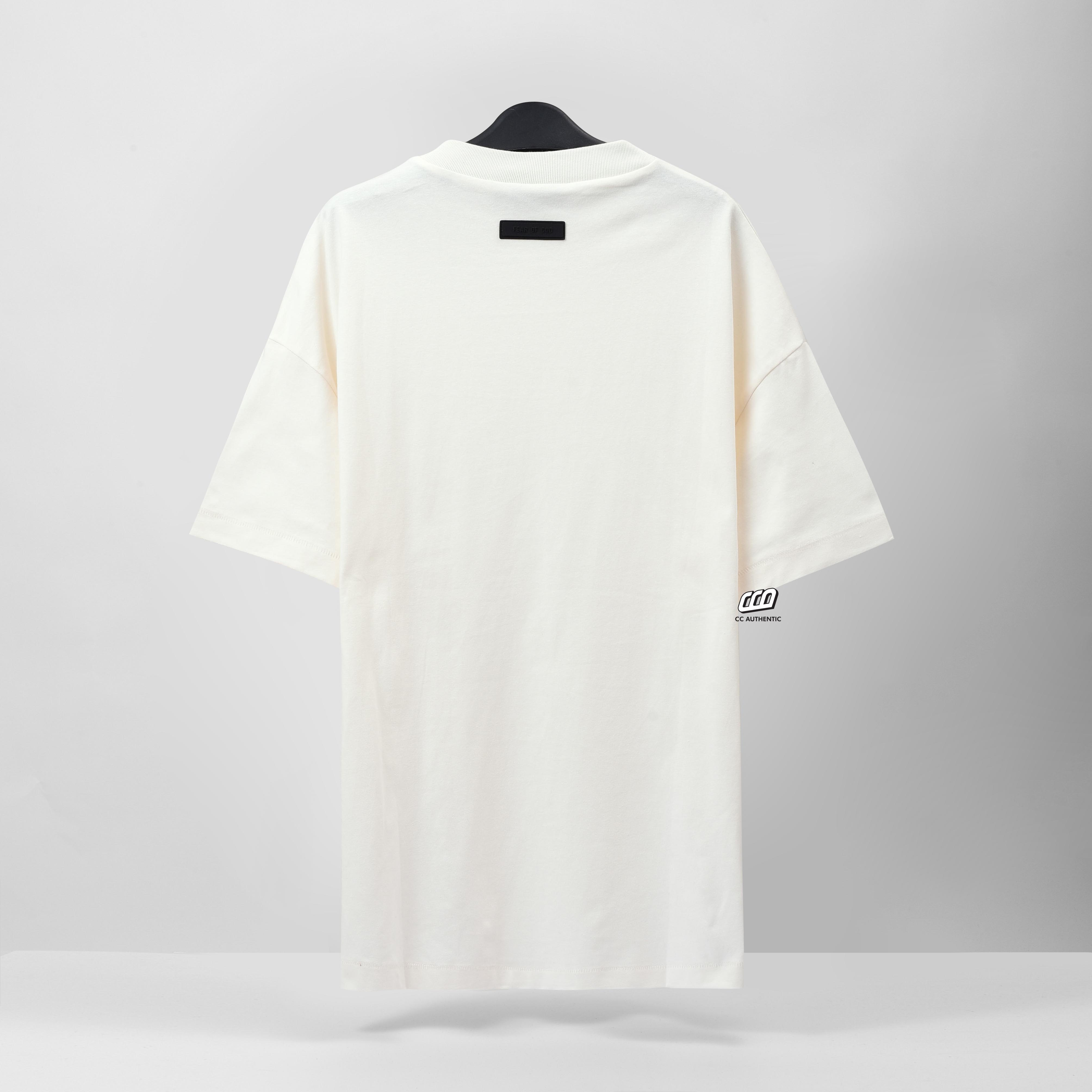 FOG ESSENTIALS FW23 T-SHIRT - CLOUDS DANCER