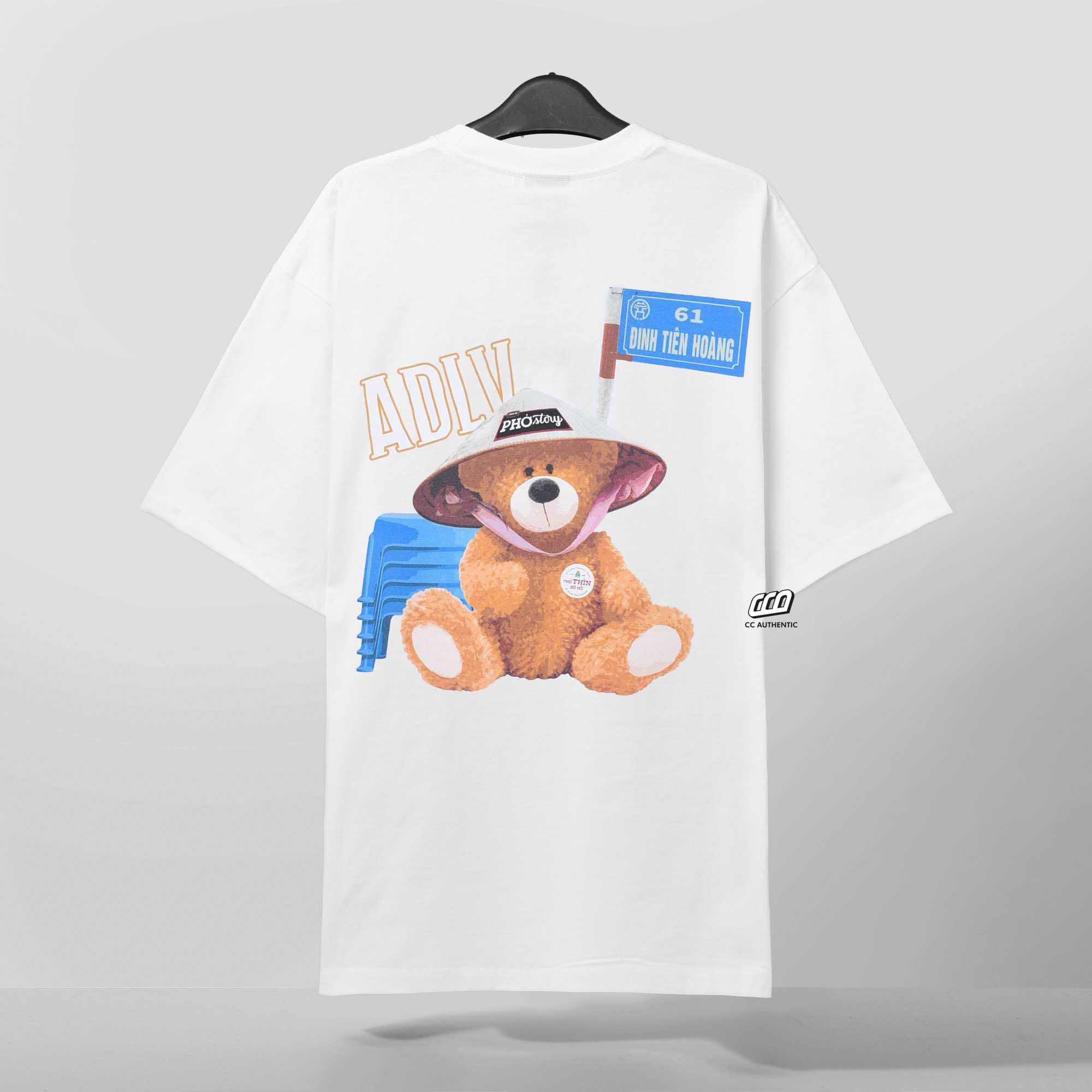 ADLV  X PHO STORY ROAD SIGN BEAR T-SHIRT - WHITE