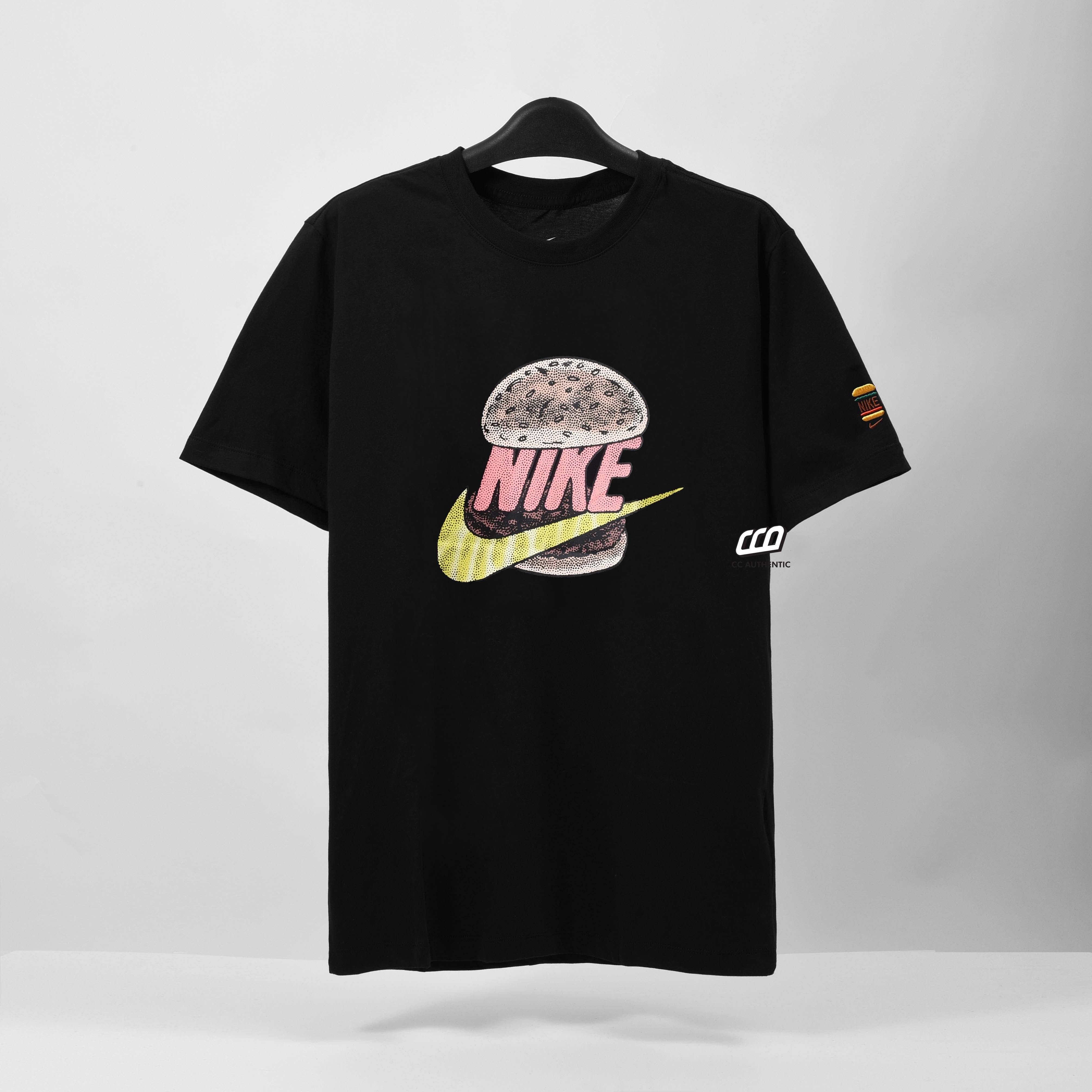NIKE SOLE FOOD BURGER T-SHIRT - BLACK