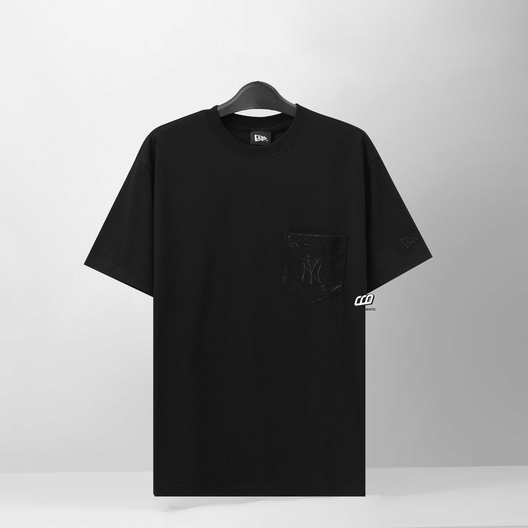 NEW ERA STAMPING POCKET SHIRT - BLACK