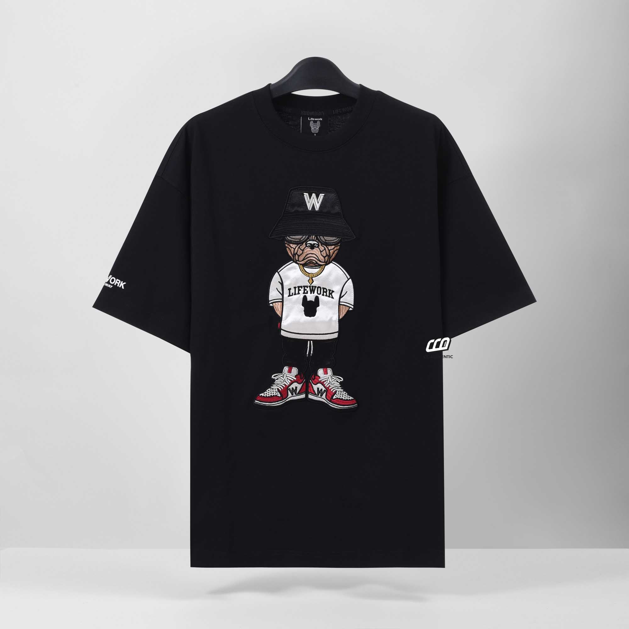 LIFEWORK HIP DOG APPLIQUE T-SHIRT - BLACK