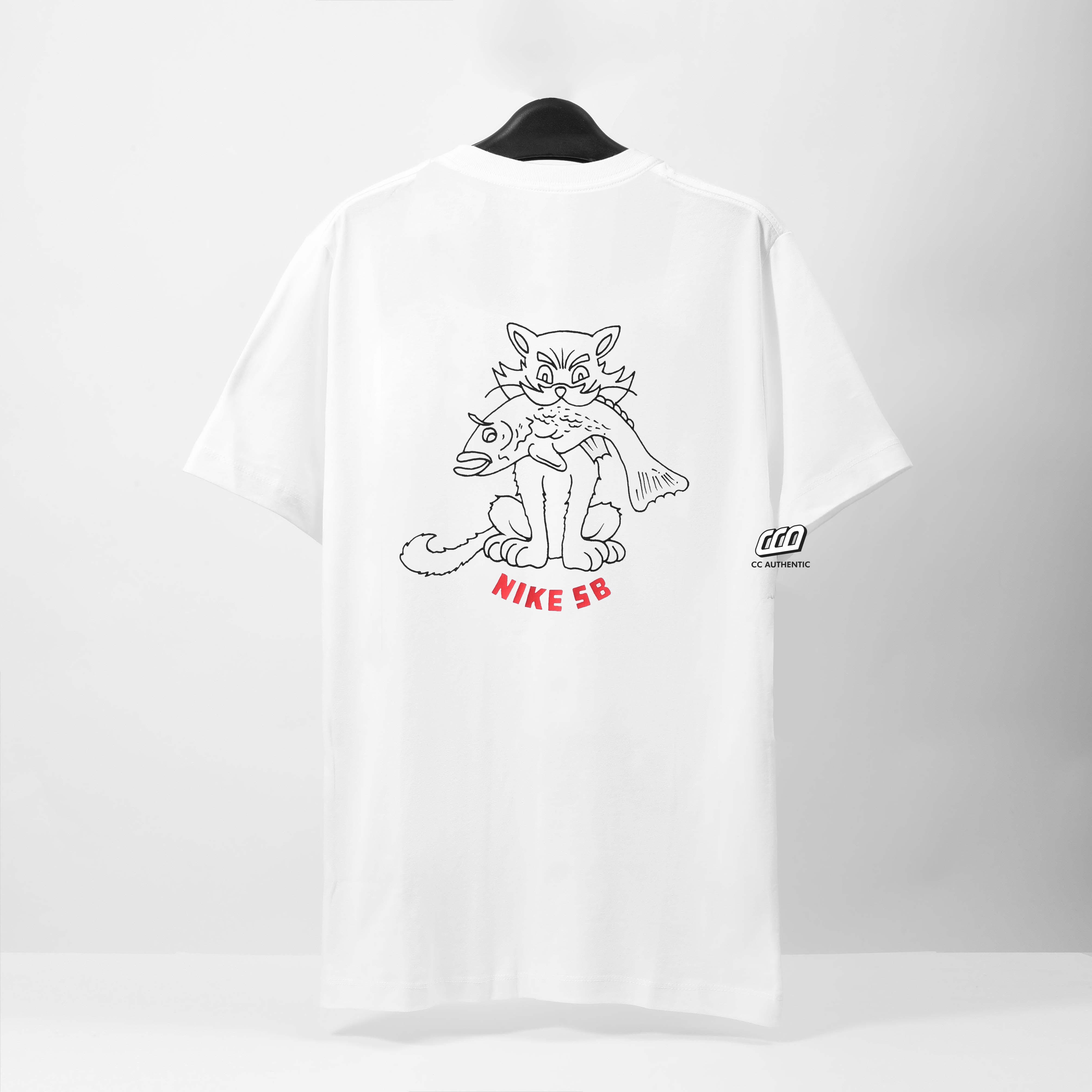 NIKE SB CATFISH LUCKY T-SHIRT - WHITE