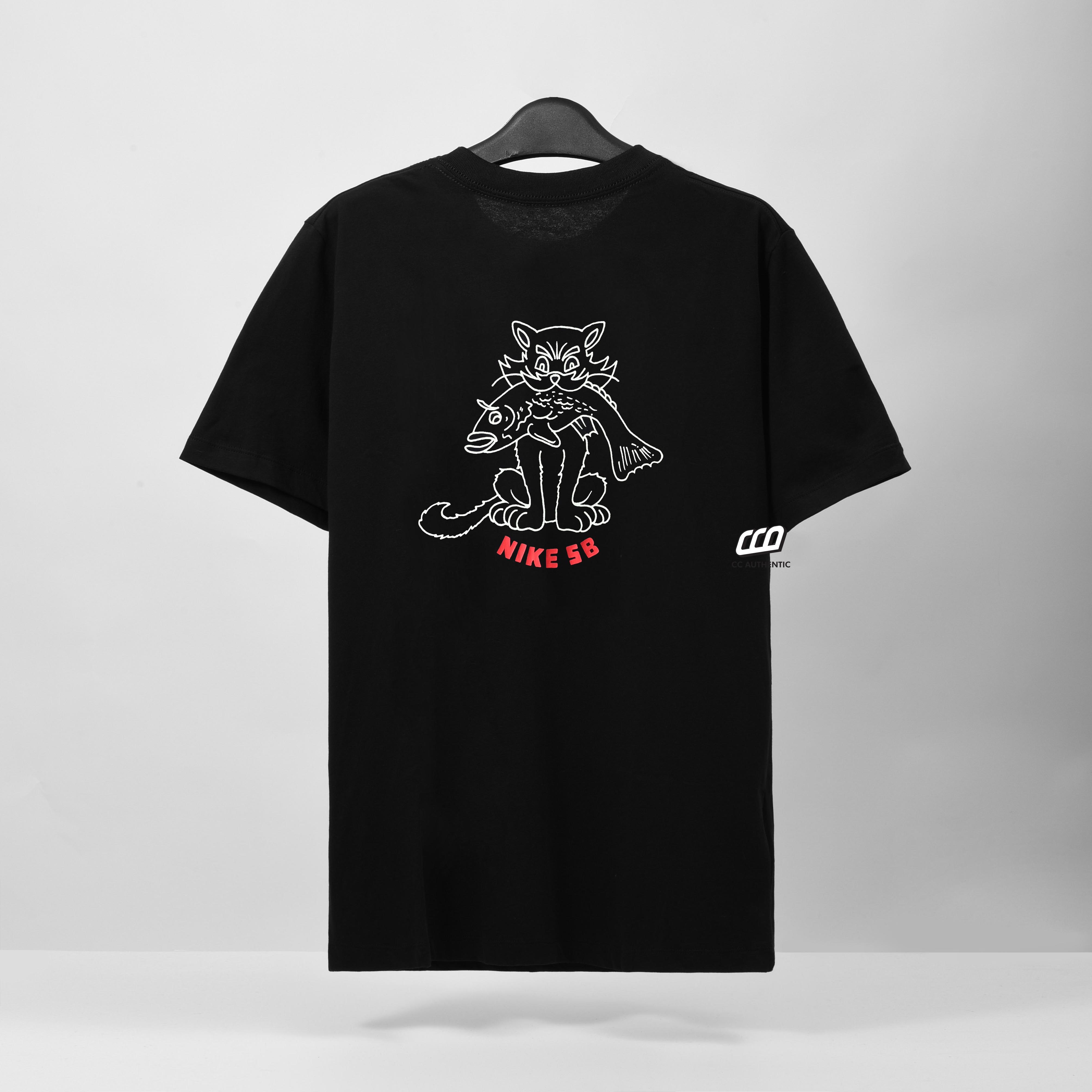 NIKE SB CATFISH LUCKY T-SHIRT - BLACK