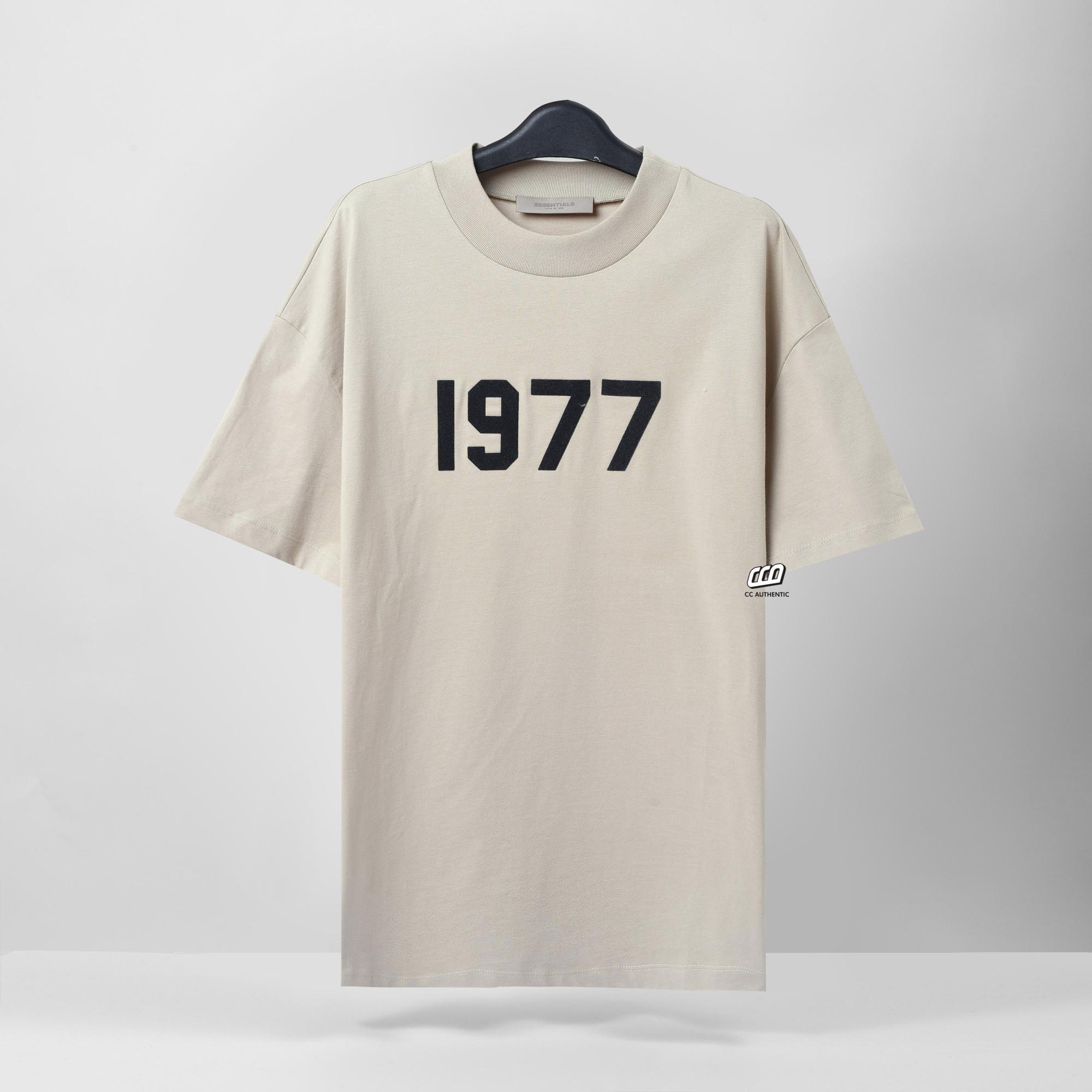 FOG ESSENTIALS 1977 T-SHIRT - WHEAT