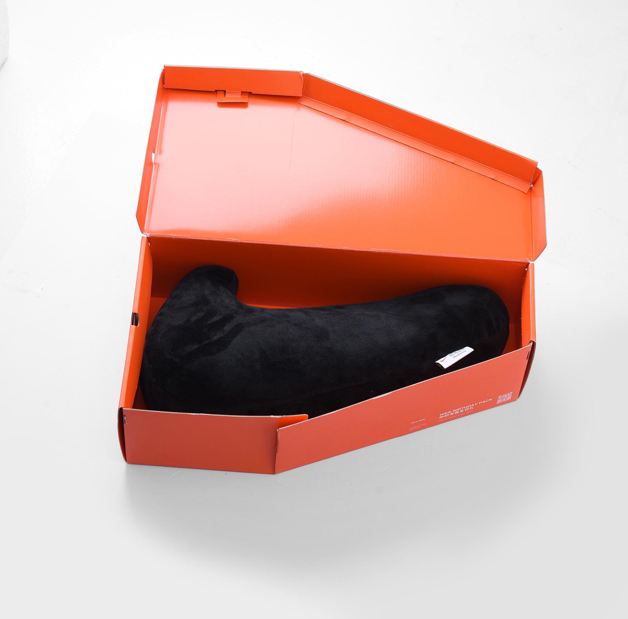 NIKE SWOOSH PILLOW PAPAYA - BLACK