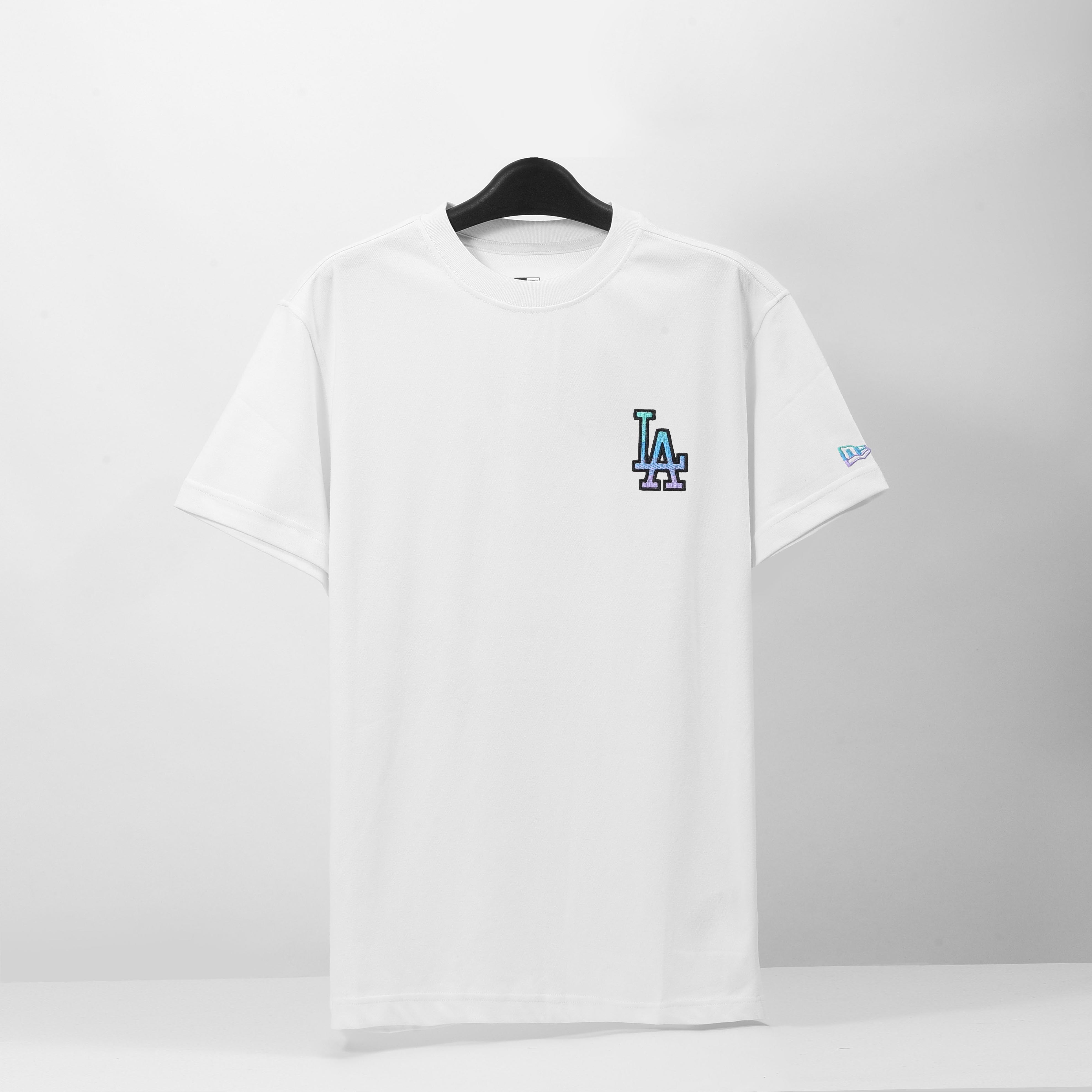 NEW ERA GRADIENT BIG LOGO T-SHIRT - WHITE