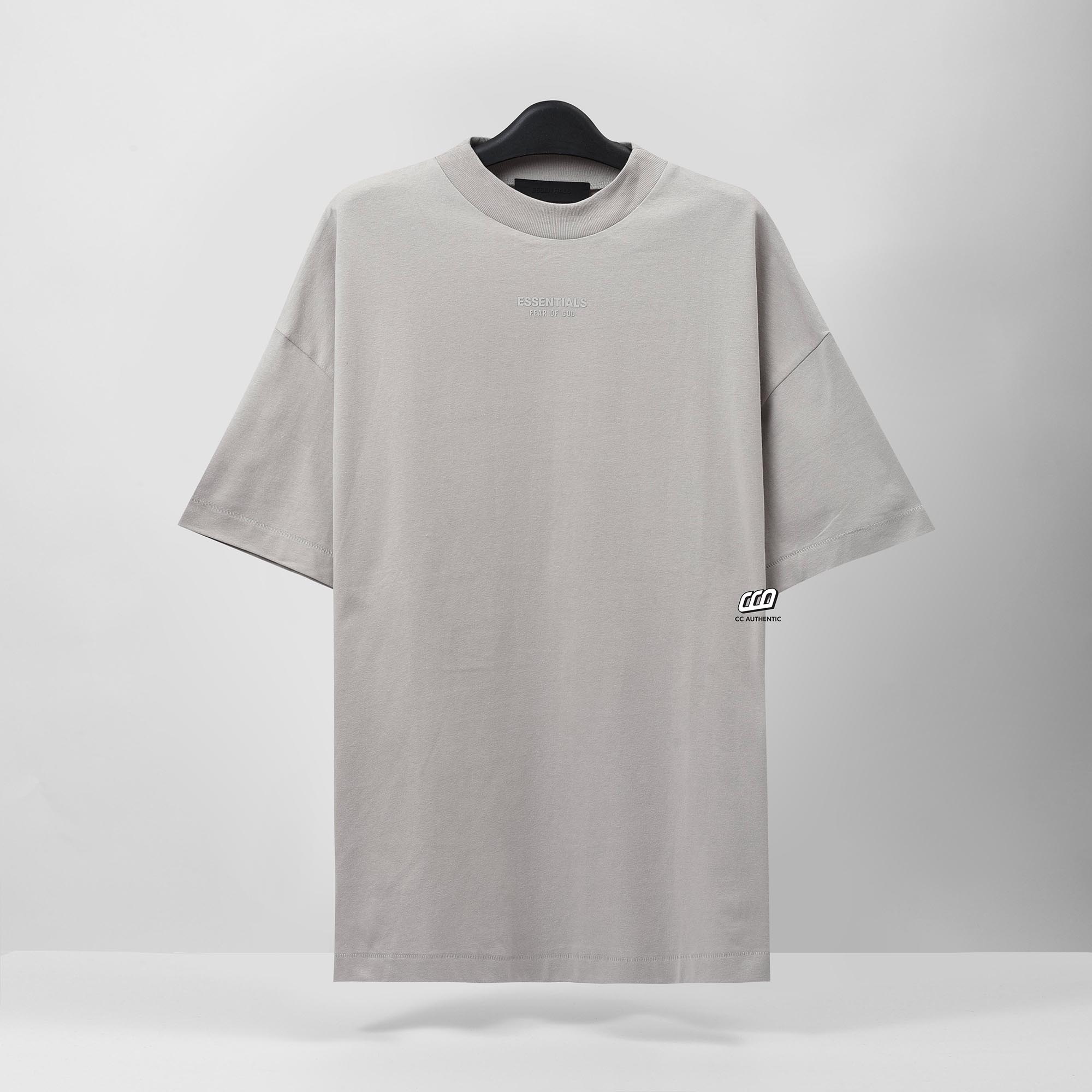 FOG ESSENTIALS FW23 T-SHIRT - SILVER CLOUD