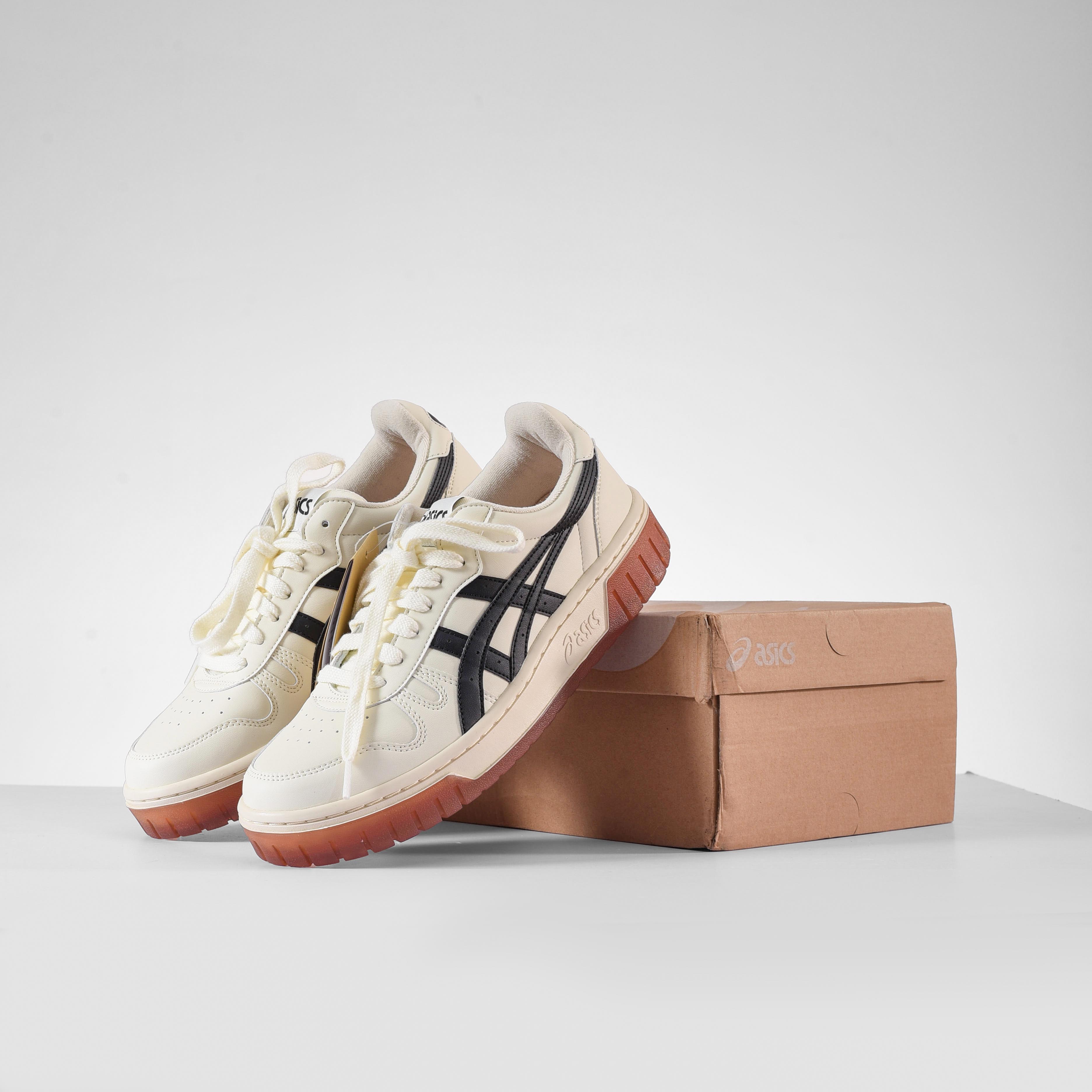 ASICS COURT MZ - CREAM/BLACK