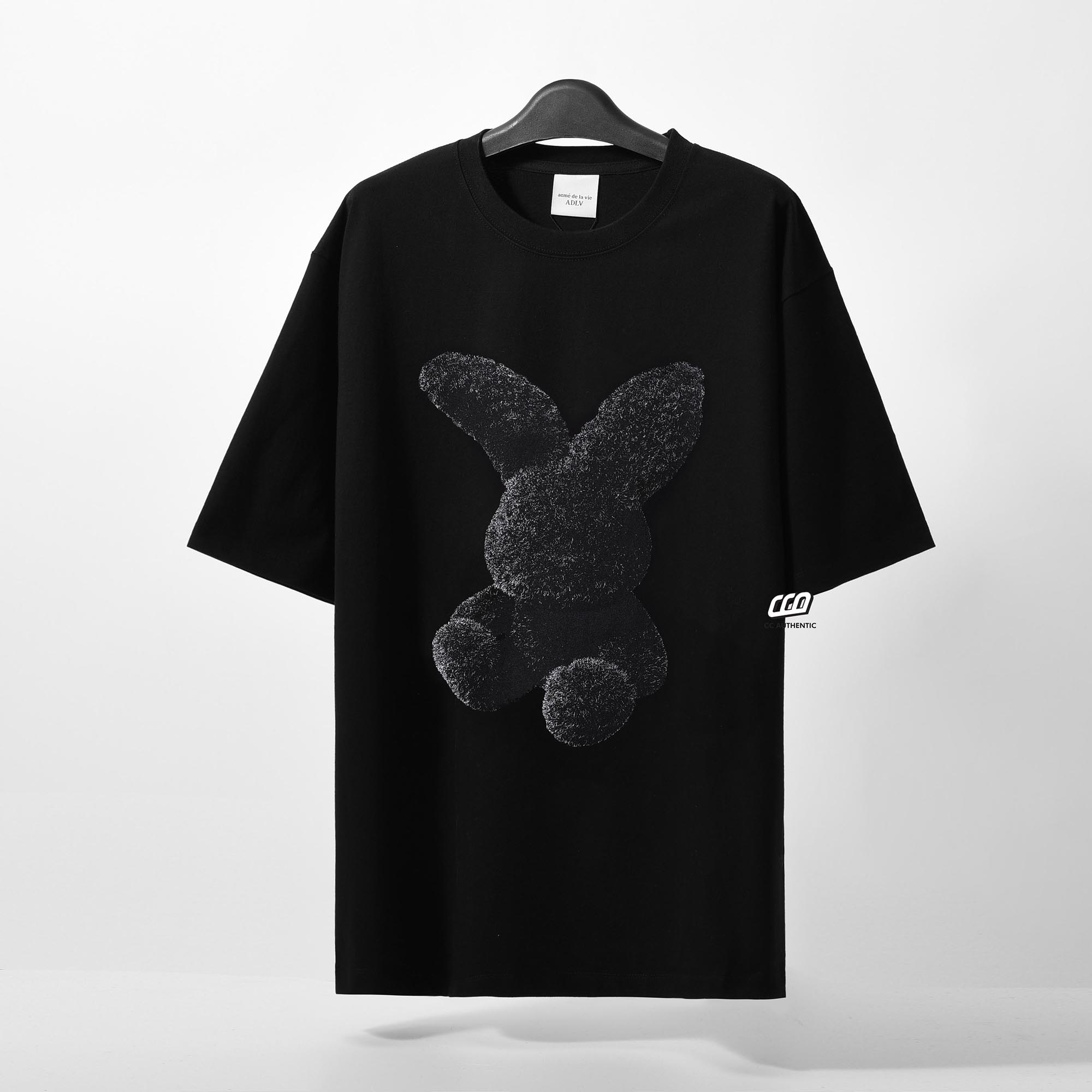 ADLV BLACK FUZZY RABBIT T-SHIRT - Black