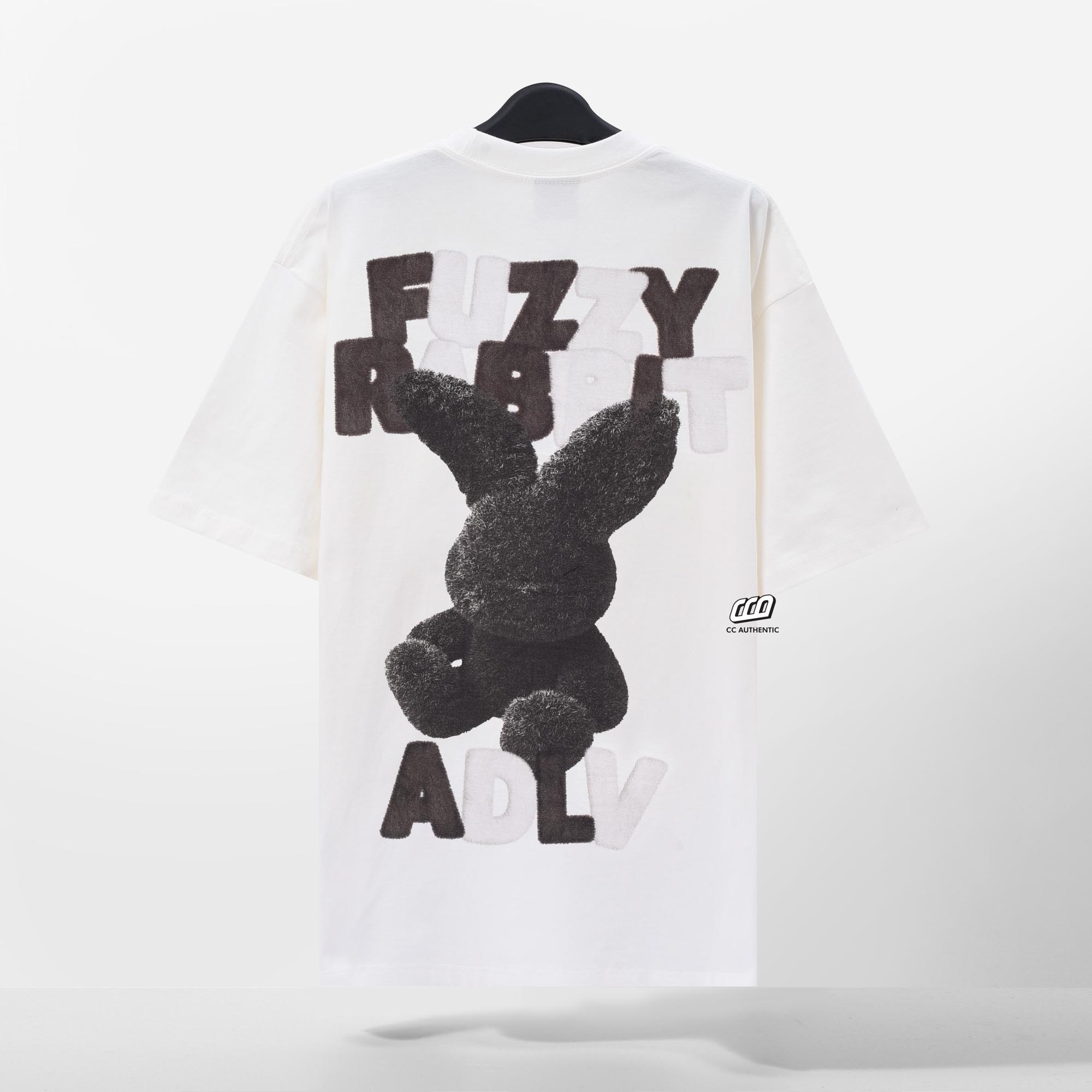 ADLV FUZZY FONT RABBIT T-SHIRT - WHITE