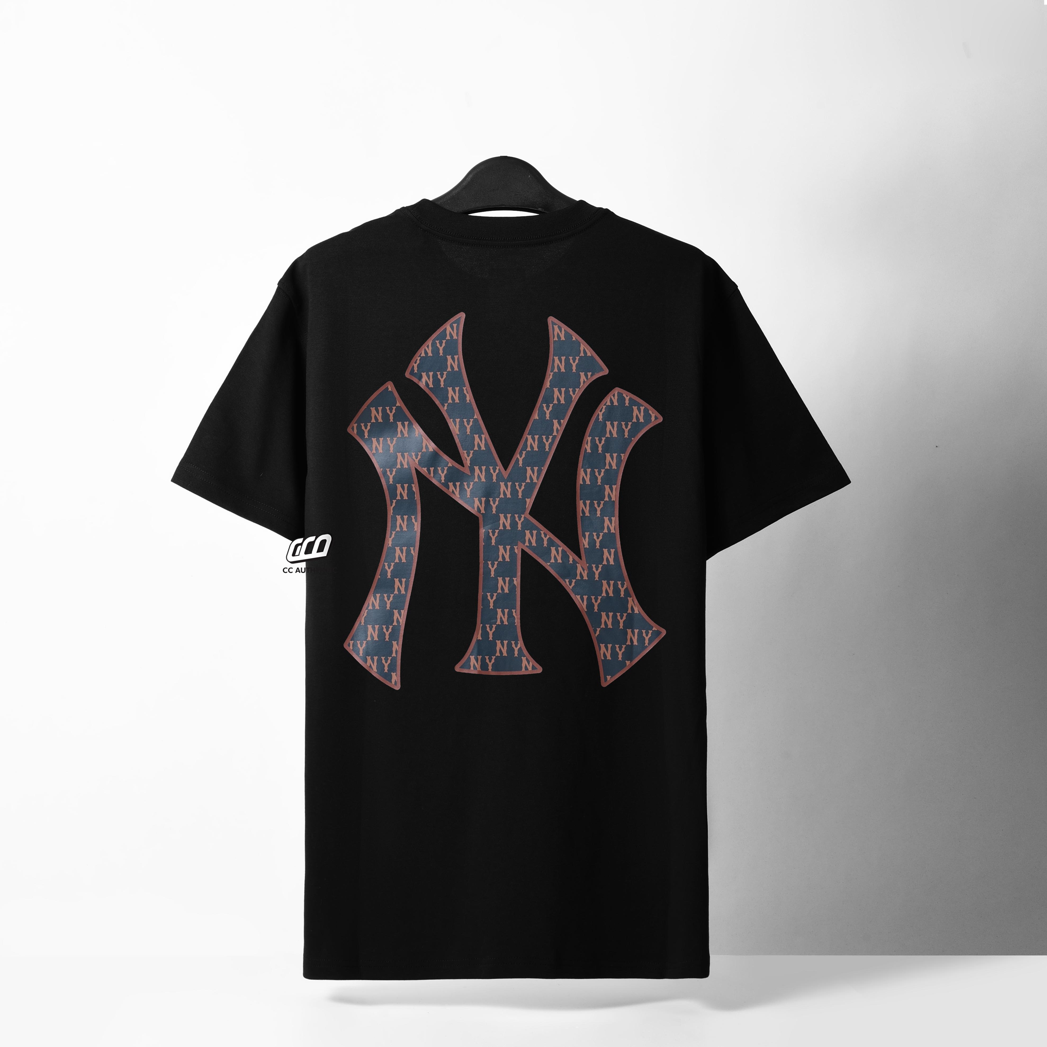 NEW ERA CHAMP MONO NYYK T-SHIRT - BLACK