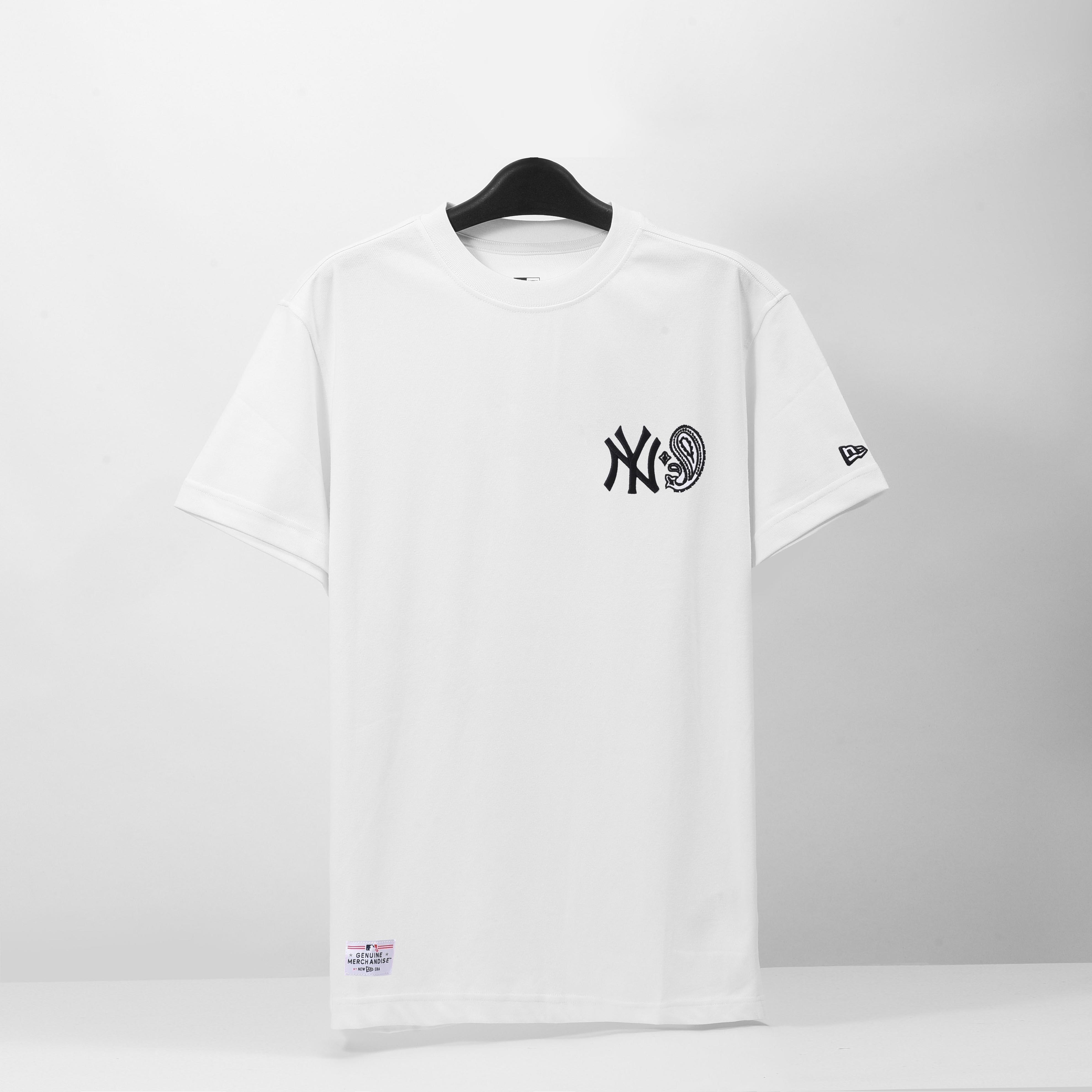NEW ERA BASIC ROUND T-SHIRT - WHITE