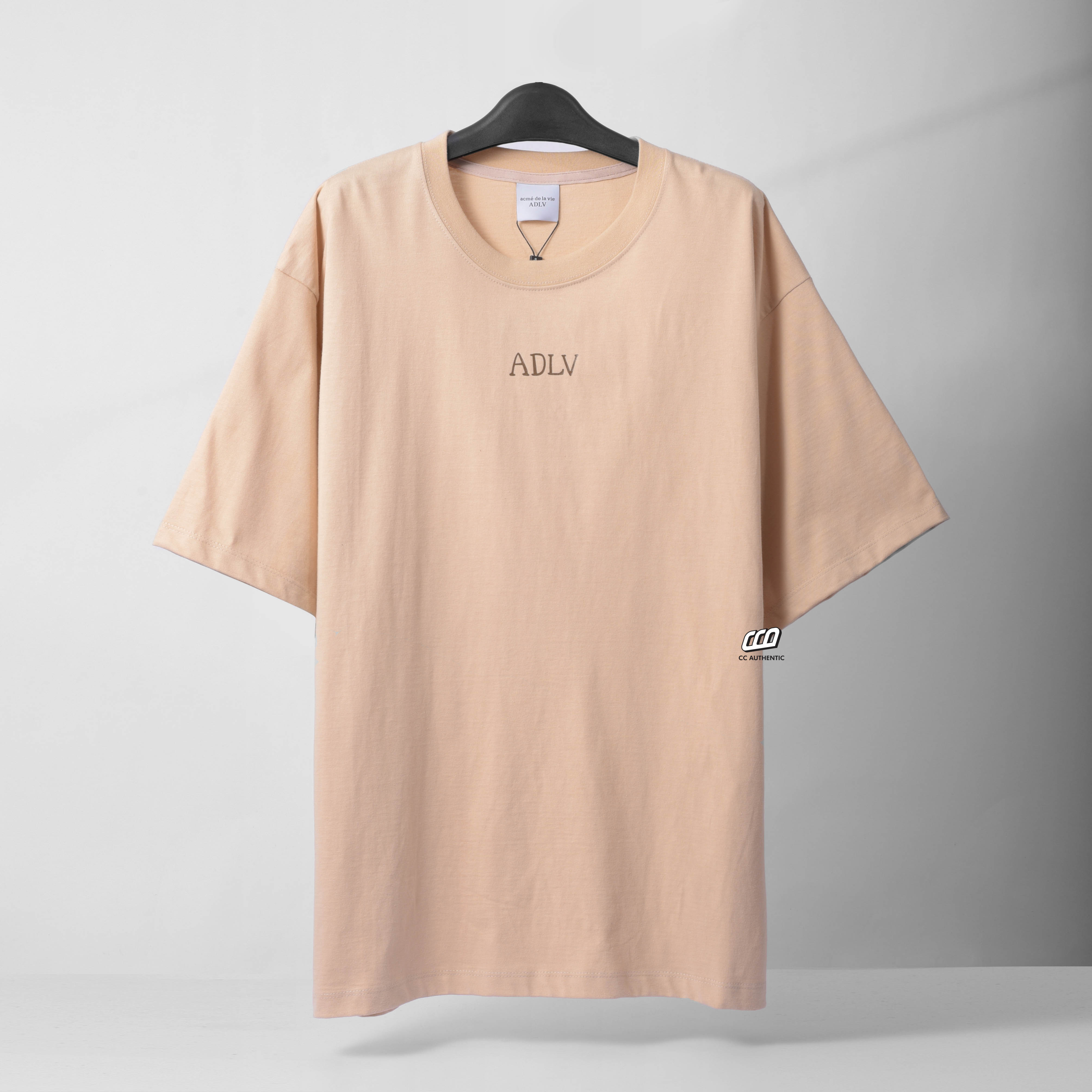 ADLV GLOSSY BASIC T-SHIRT - BEIGE