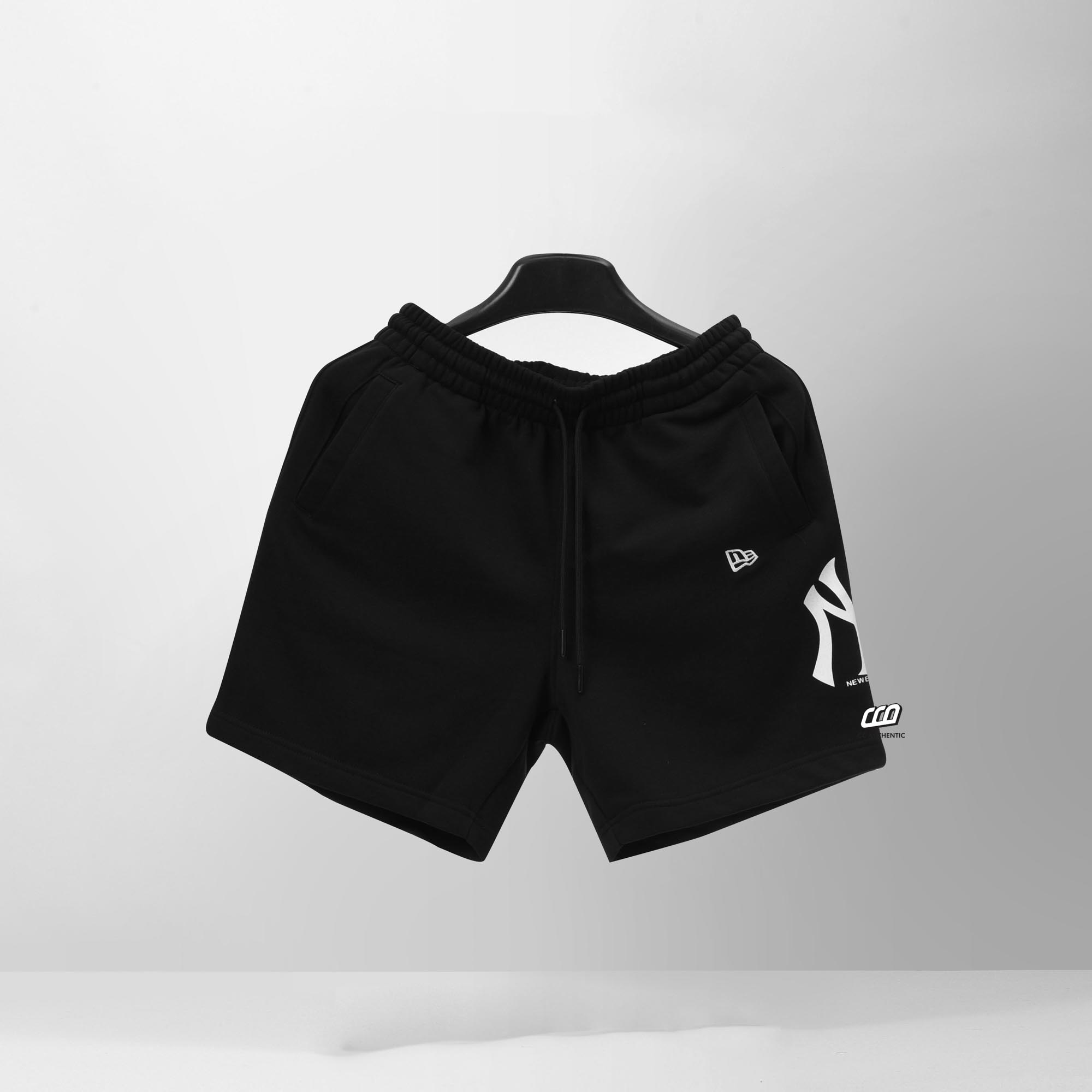 NEW ERA AP NEW YORK SHORT - BLACK