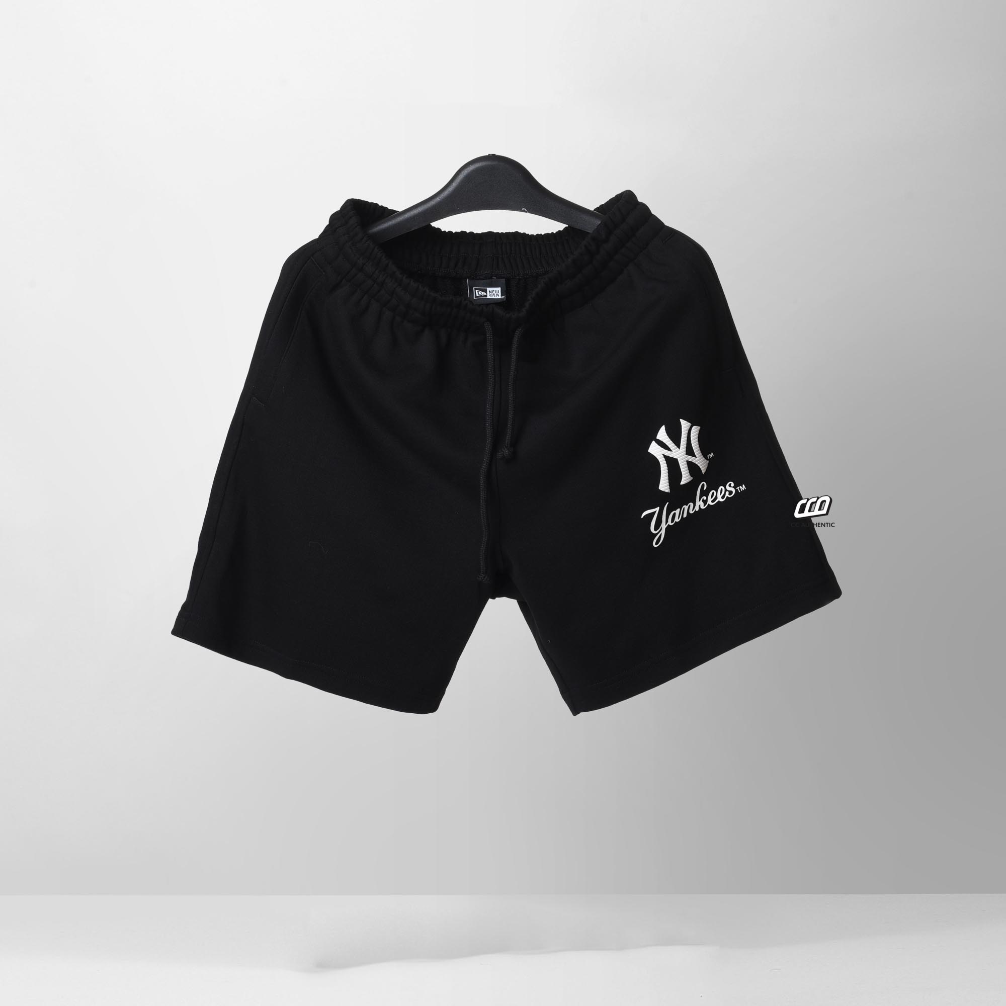 NEW ERA YANKEES NY SHORT - BLACK