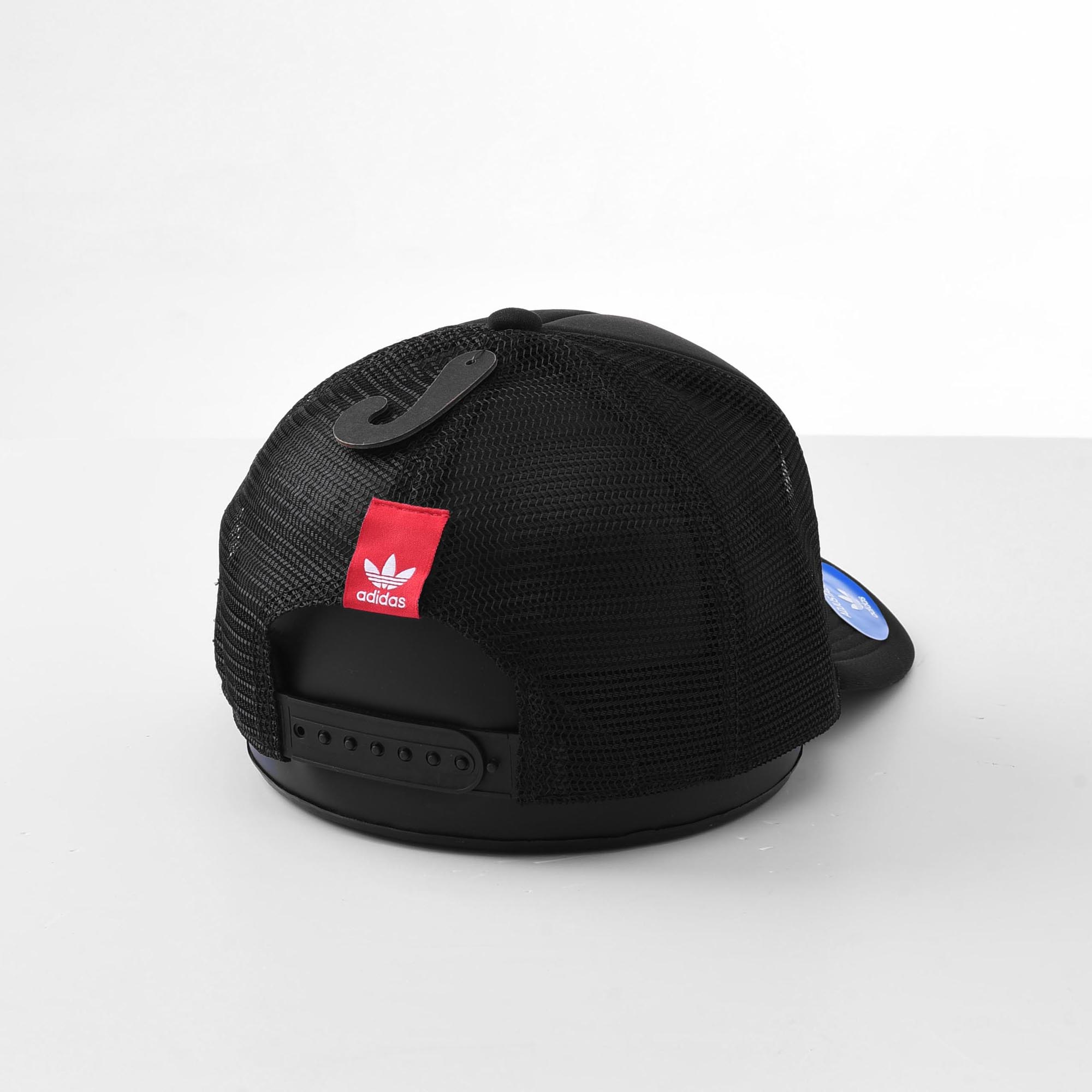 ADIDAS ORGINALS STREET TRUCKER HAT - BLACK