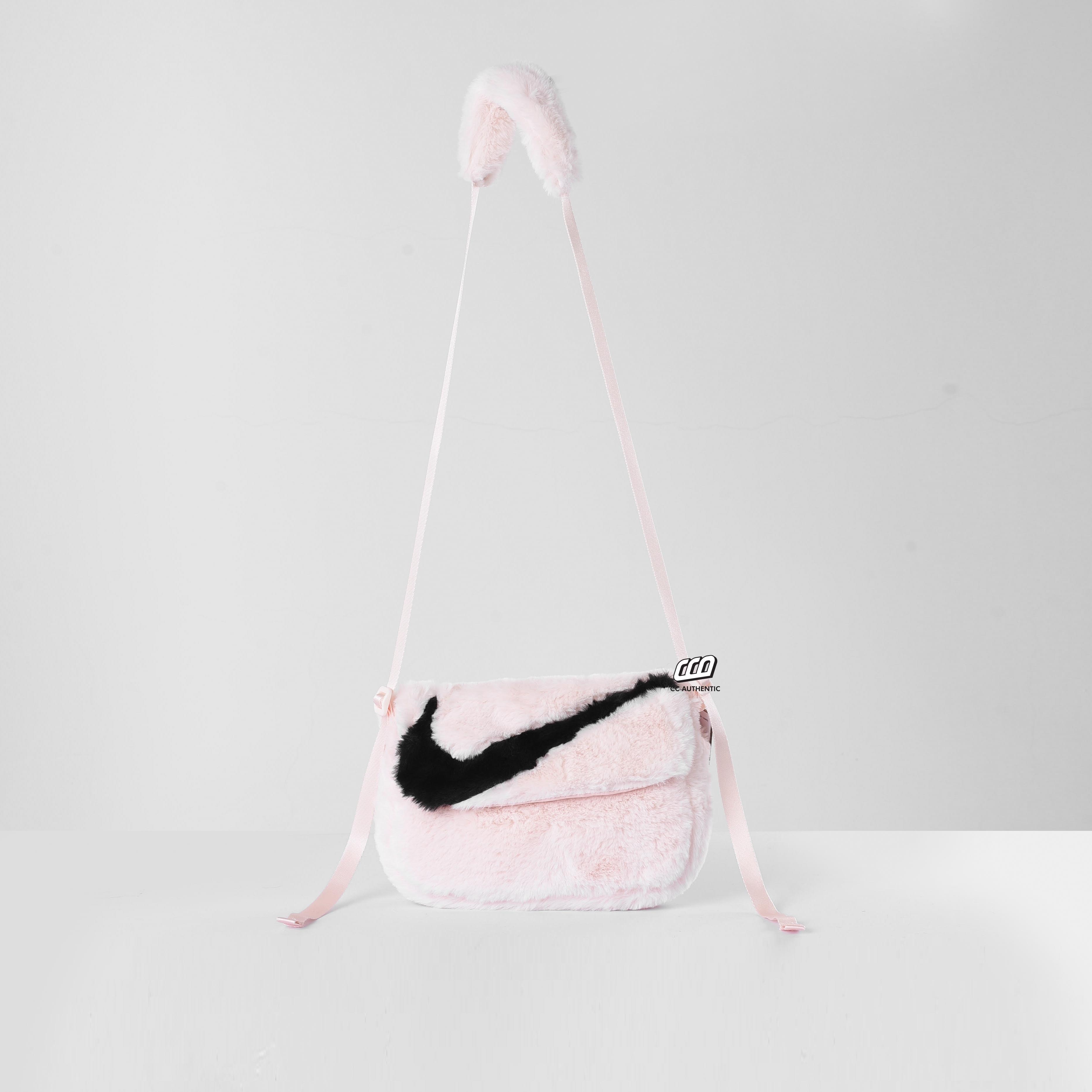 NIKE FAUX FUR CROSS BODY BAG - NATURAL