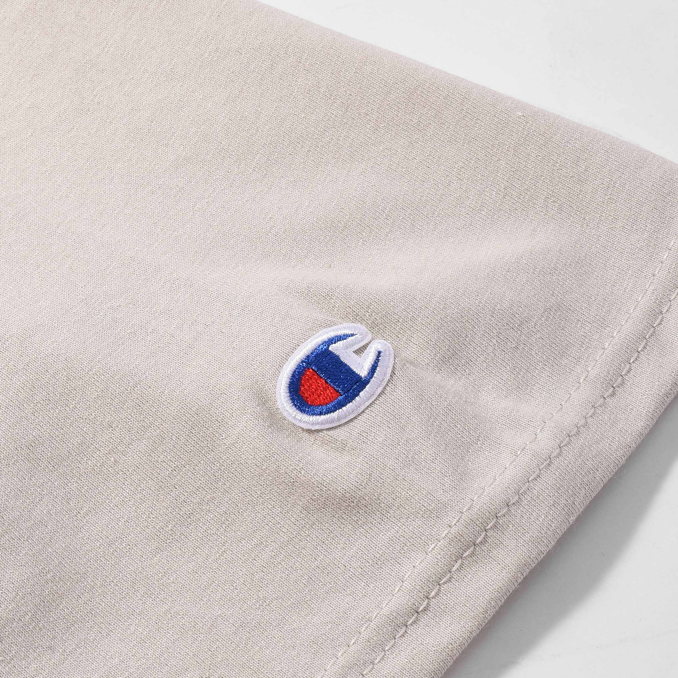 CHAMPION TAGLESS TSHIRT ,PRINTED LOGO -  sand