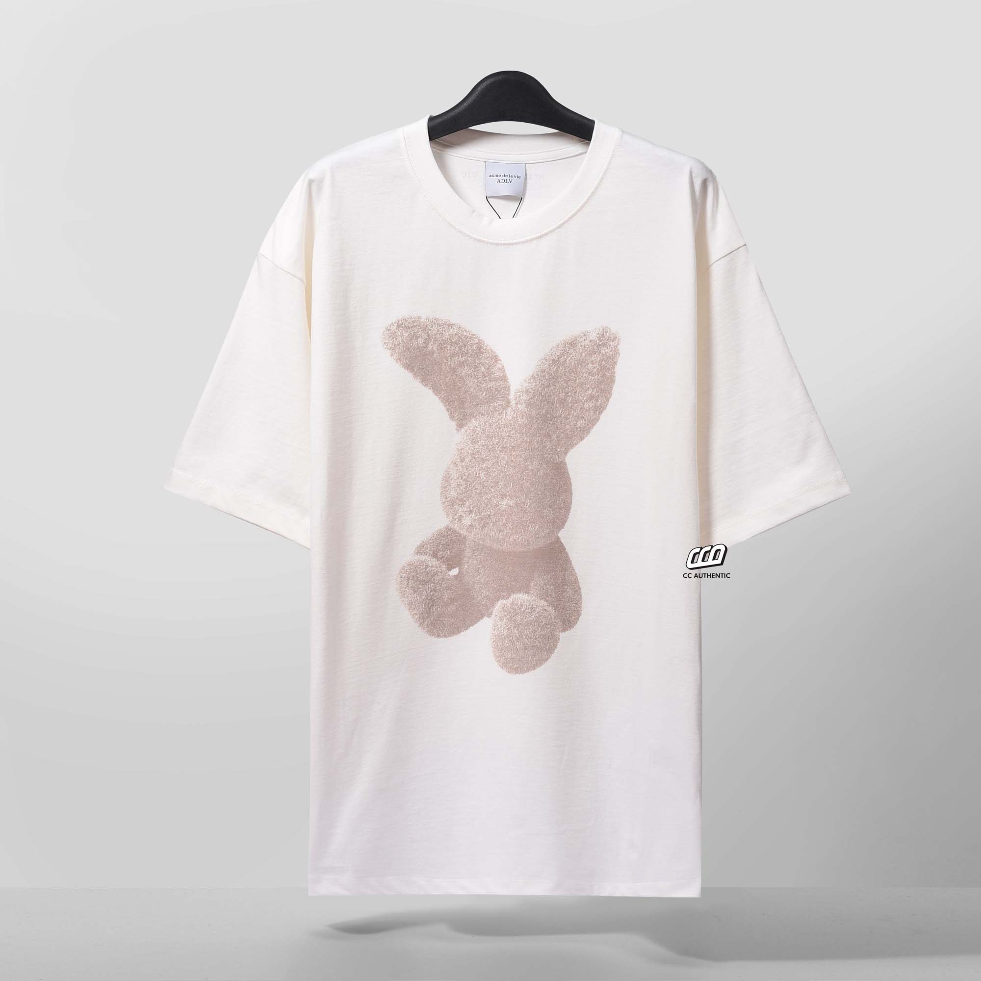 ADLV CREAM FUZZY RABBIT T-SHIRT - CREAM