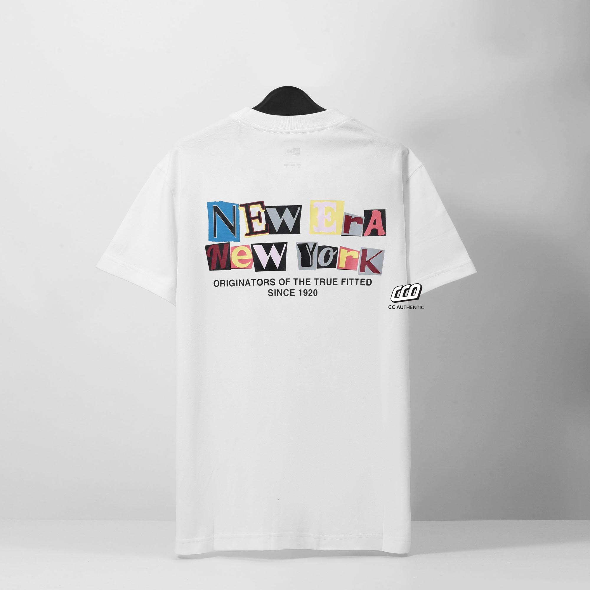 NEW ERA NEWSPAPER COLLAGE T-SHIRT - WHITE