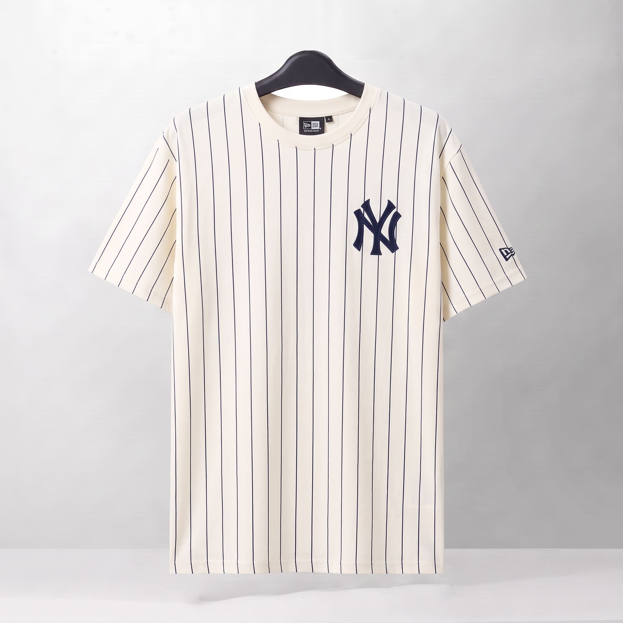 NEW ERA STAR T-SHIRT - IVORY