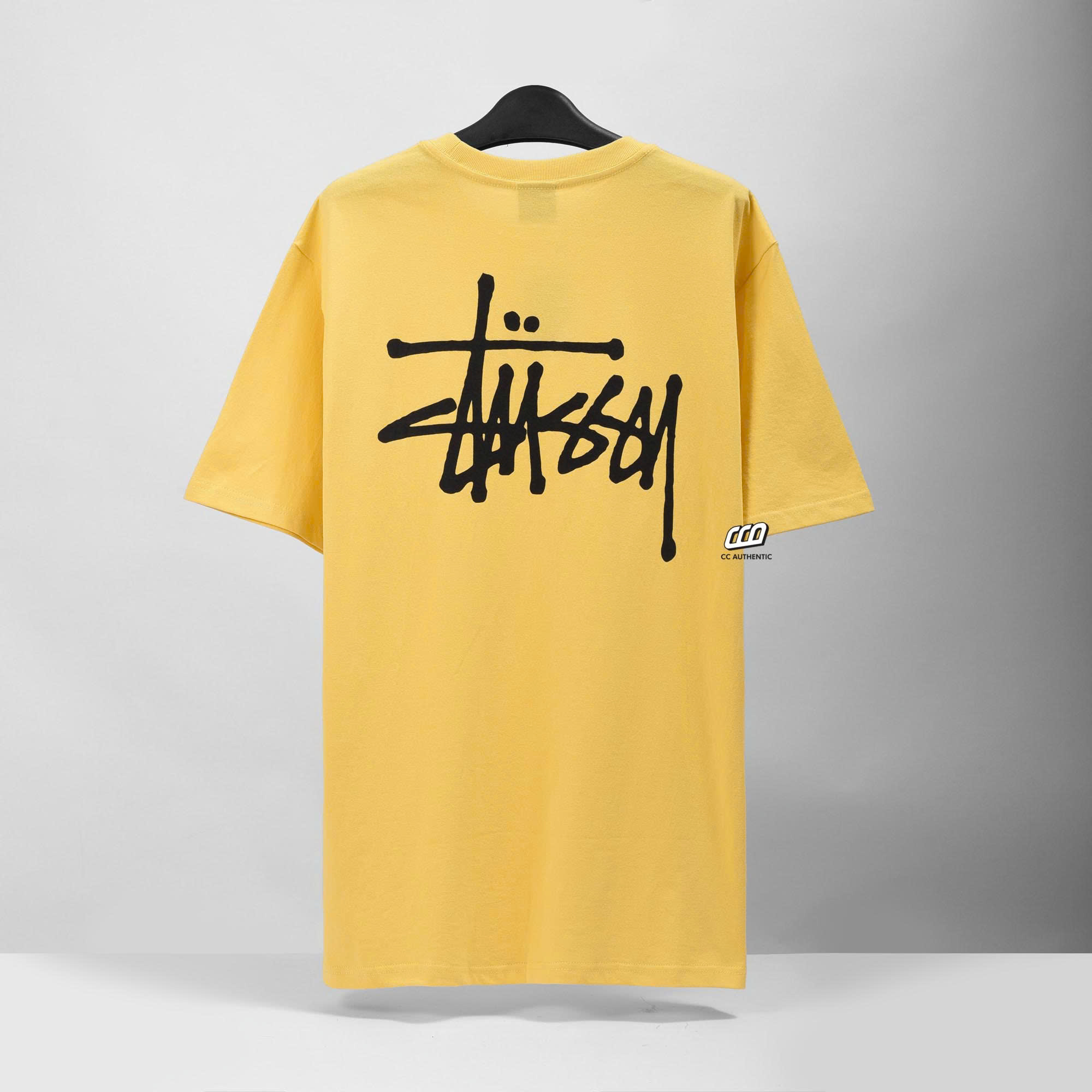 STUSSY BASIC TSHIRT - BUTTER