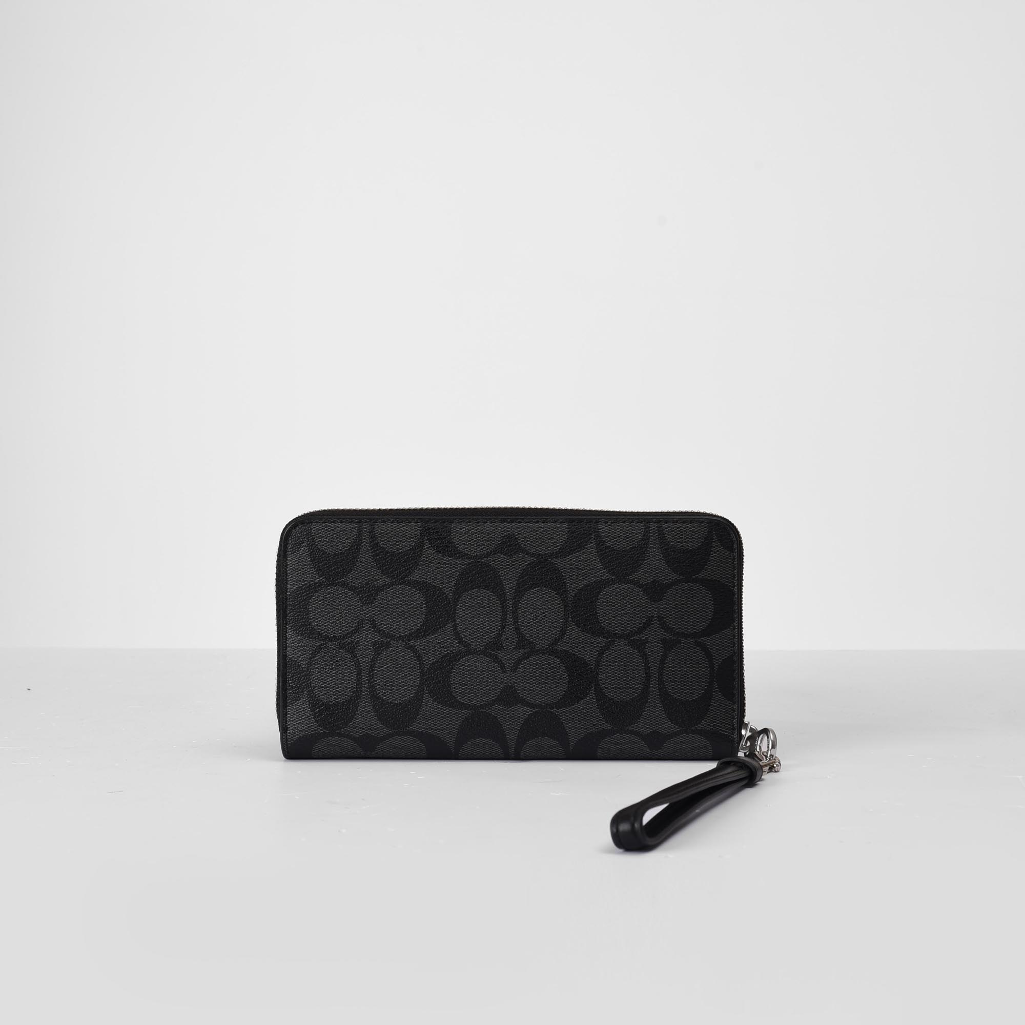 COACH SIGNATURE ZIP AROUND WOMEN WALLET - BLACK