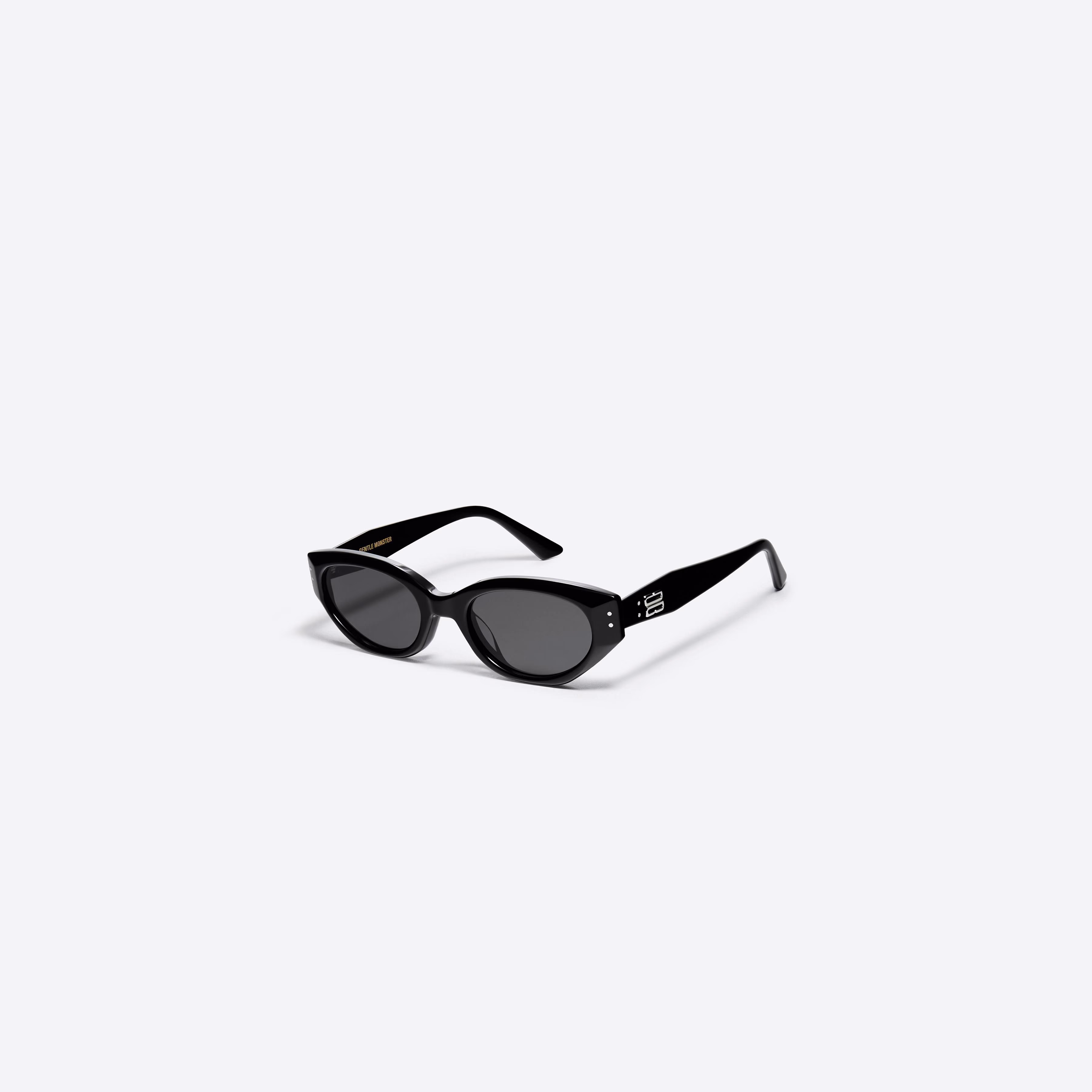 KÍNH GENTLE MONSTER ROCOCO 01 - BLACK