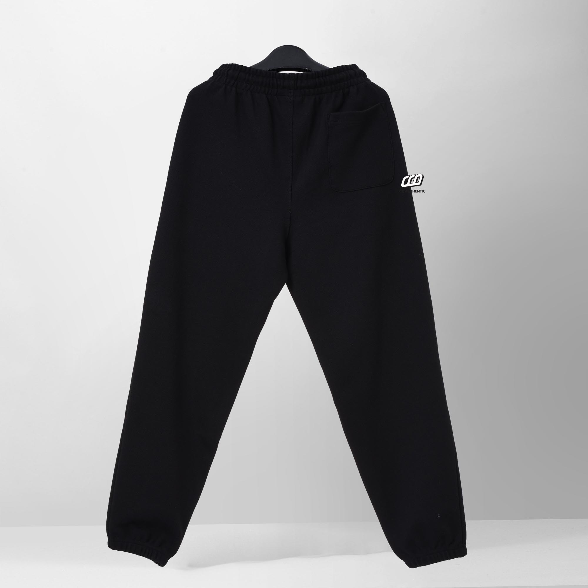 NEW ERA BASIC NEYYAN JOGGER - BLACK