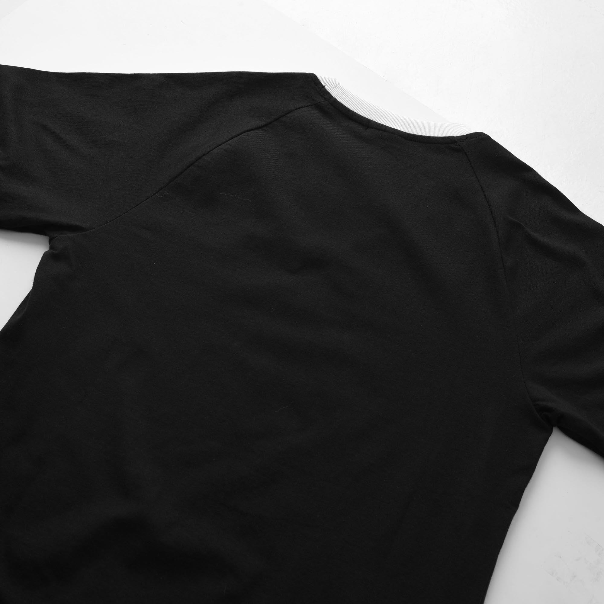 ADIDAS GRAPHIC CALI T-SHIRT - BLACK