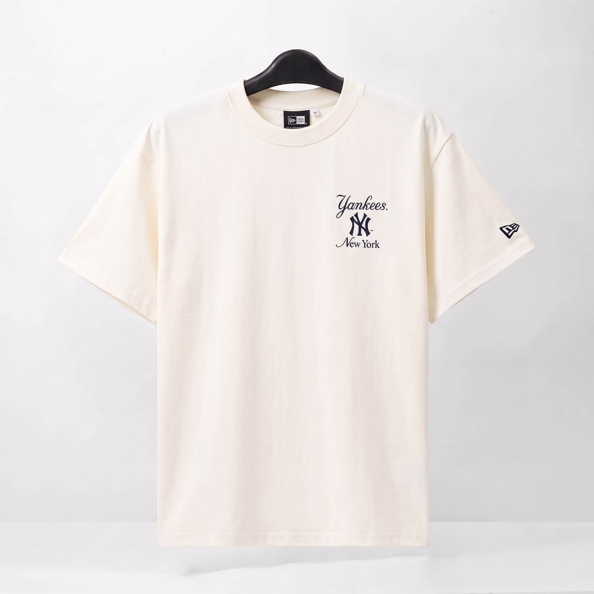 NEW ERA FRIENDS T-SHIRT - IVORY