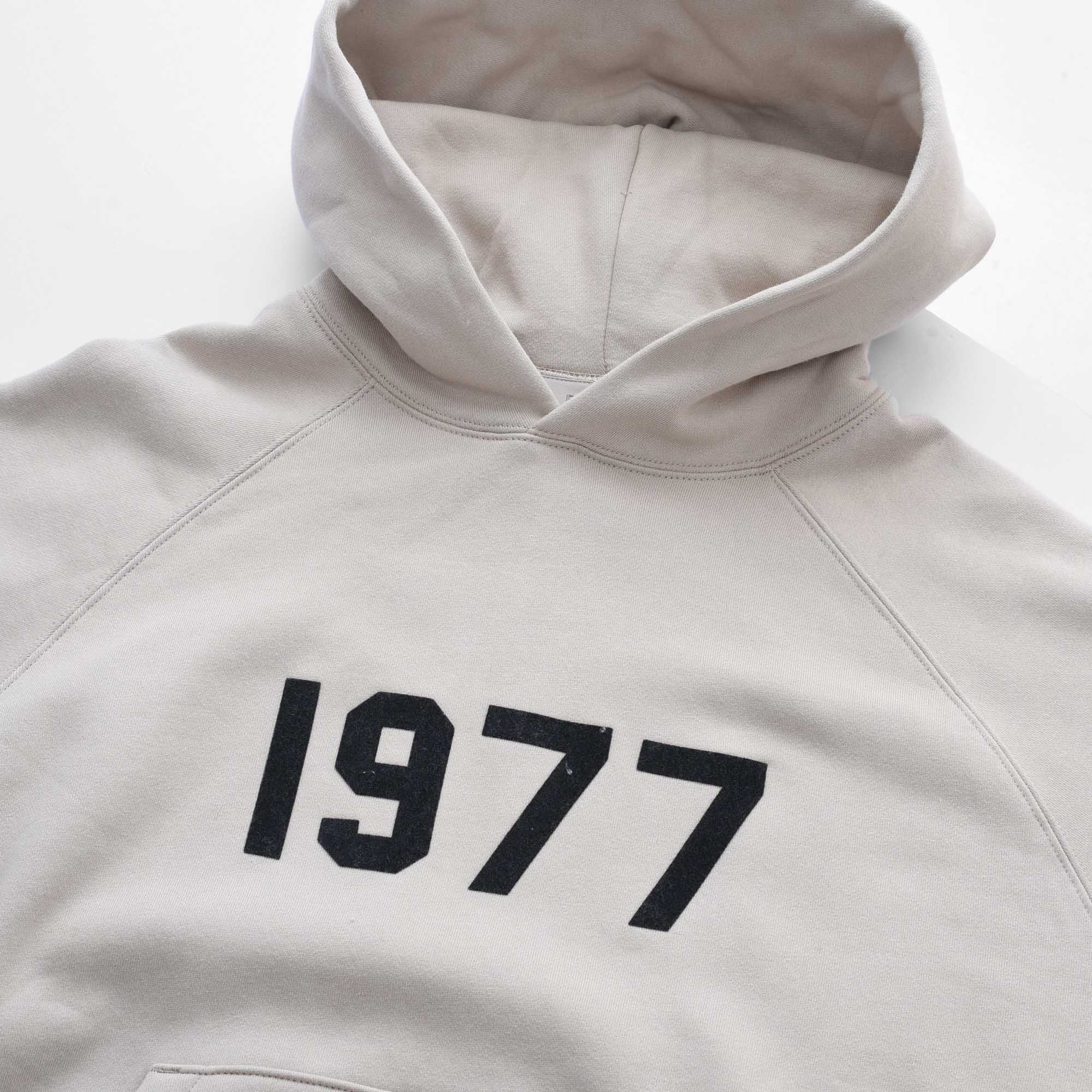 FOG ESSENTIALS 1977 HOODIE - WHEAT