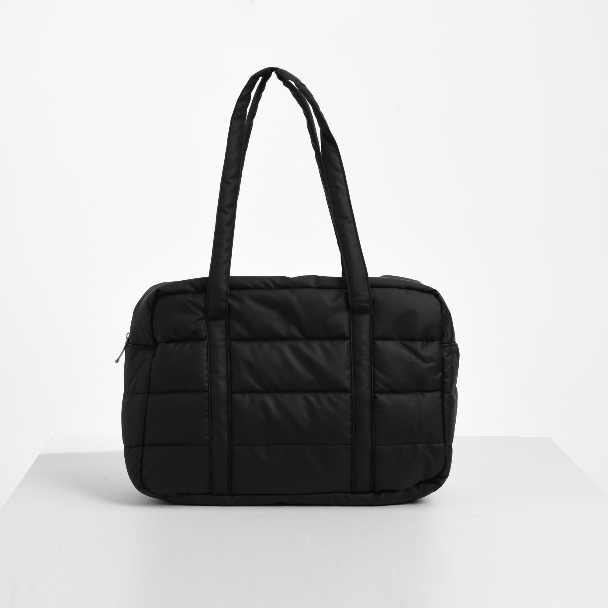 NIKE MEMBER LIMITED SPORTS TRAVEL LIFE EXPANSION TOTE BAG - BLACK