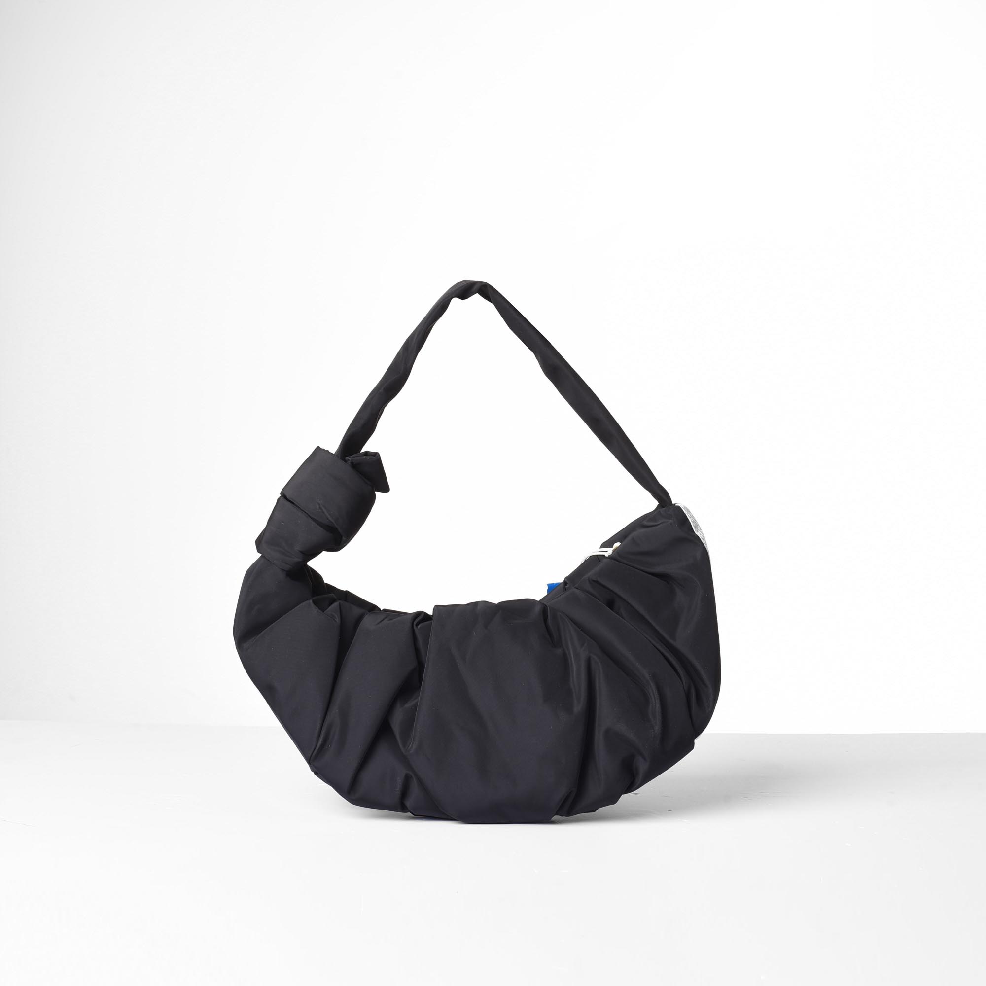 Adidas Original Cloud Croissant - BLACK