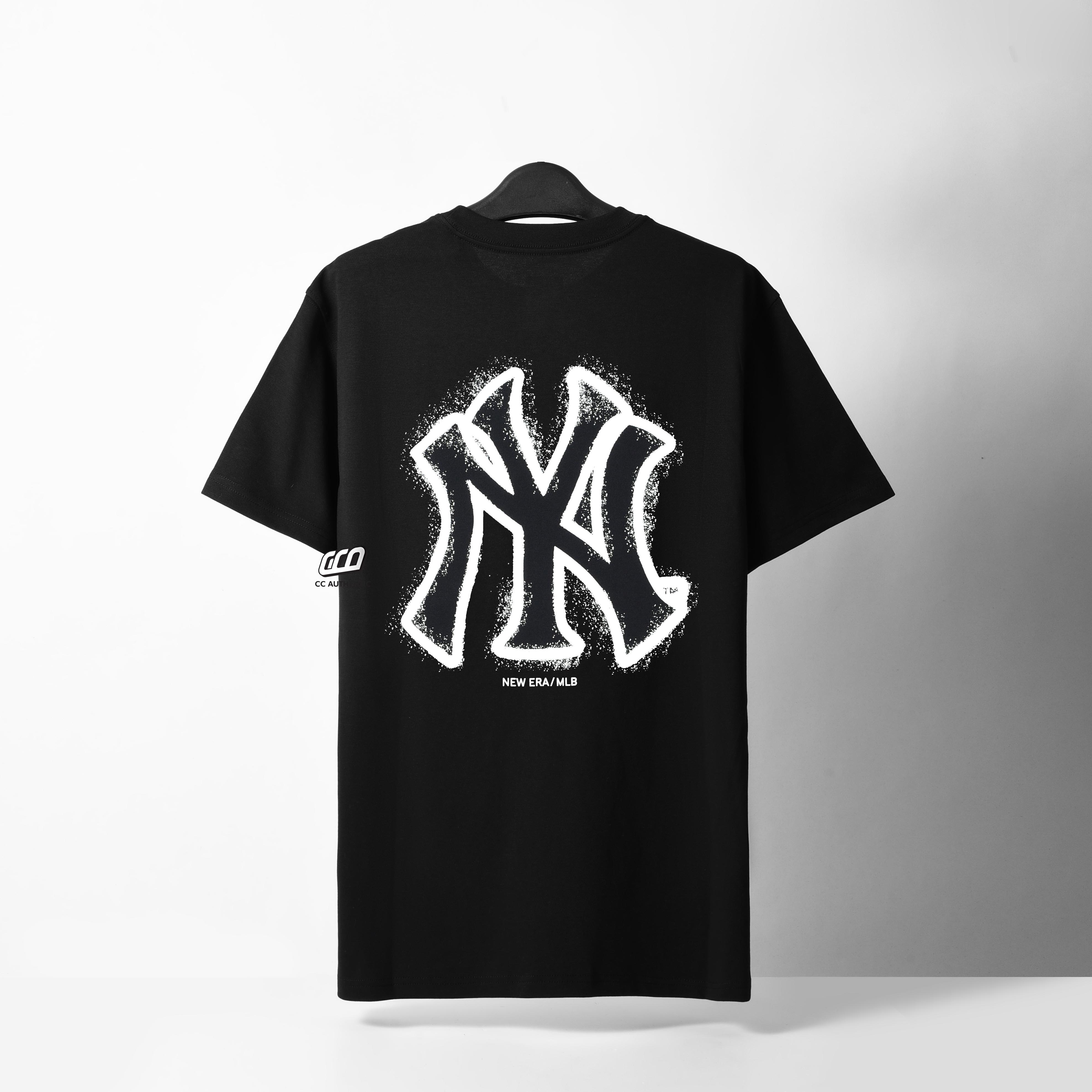 NEW ERA LEAGUE T-SHIRT - BLACK