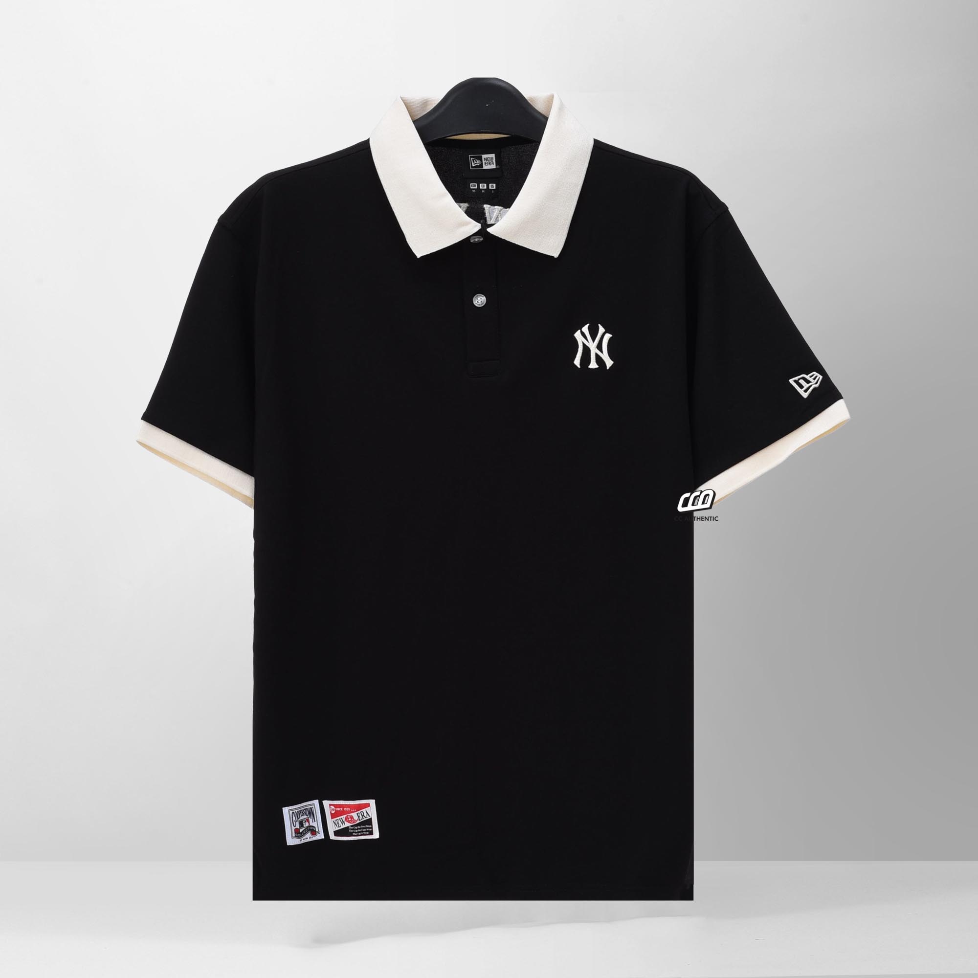 NEW ERA NYYK IN BACK POLO SHIRT - BLACK