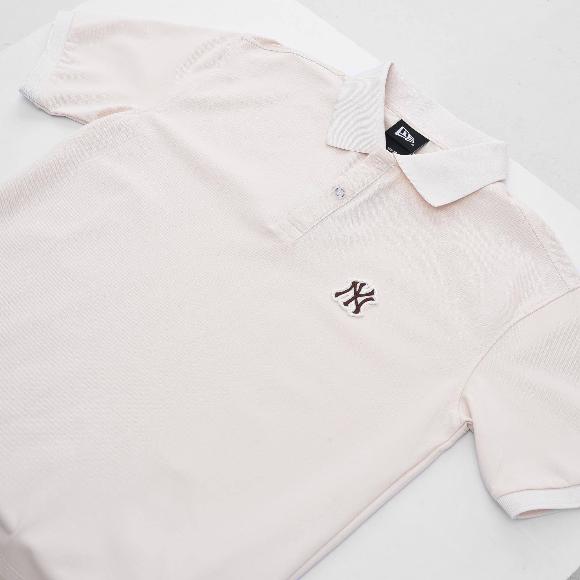 NEW ERA  NY EMBROI LOGO POLO SHIRT - CREAM