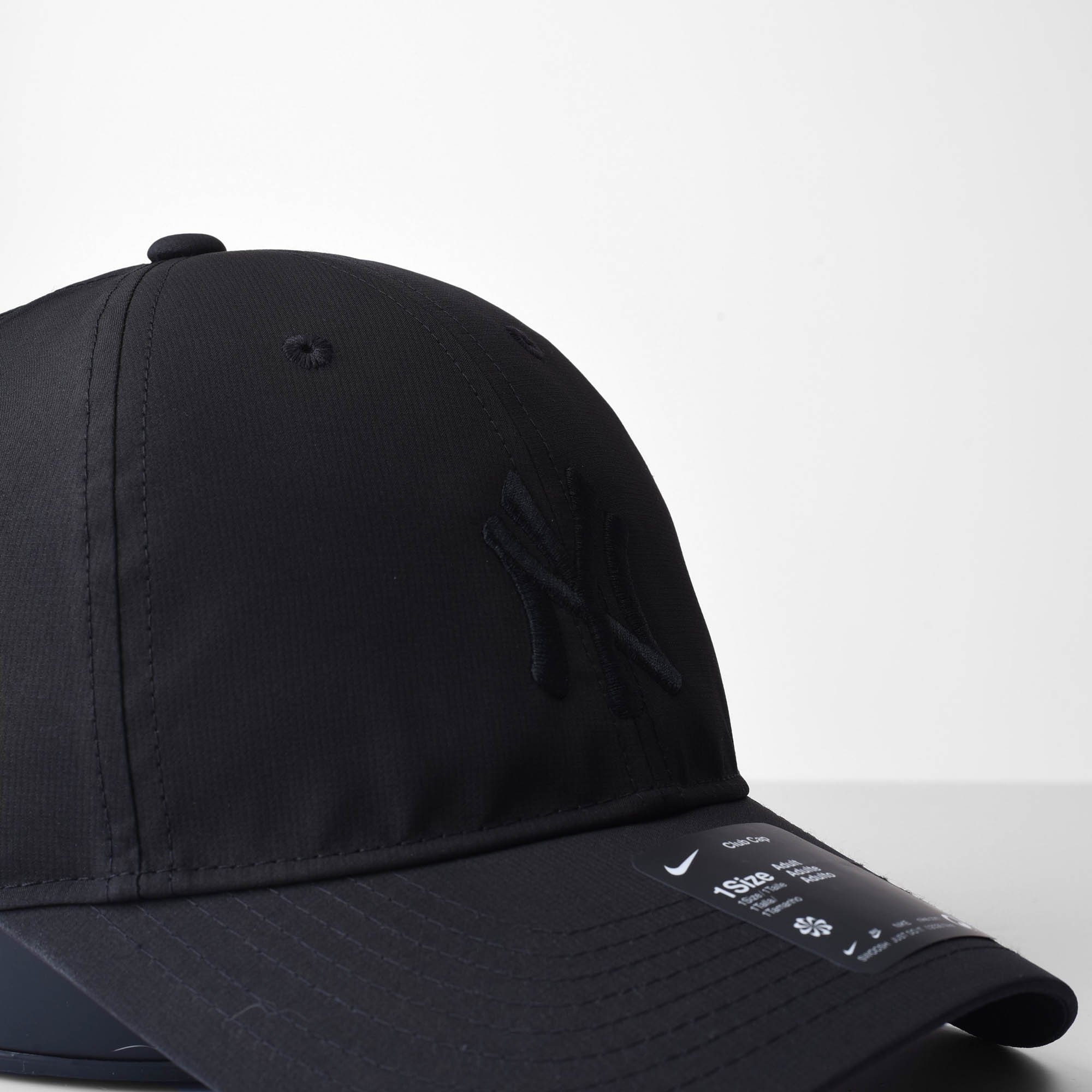NIKE x MLB BLACK NY CAP