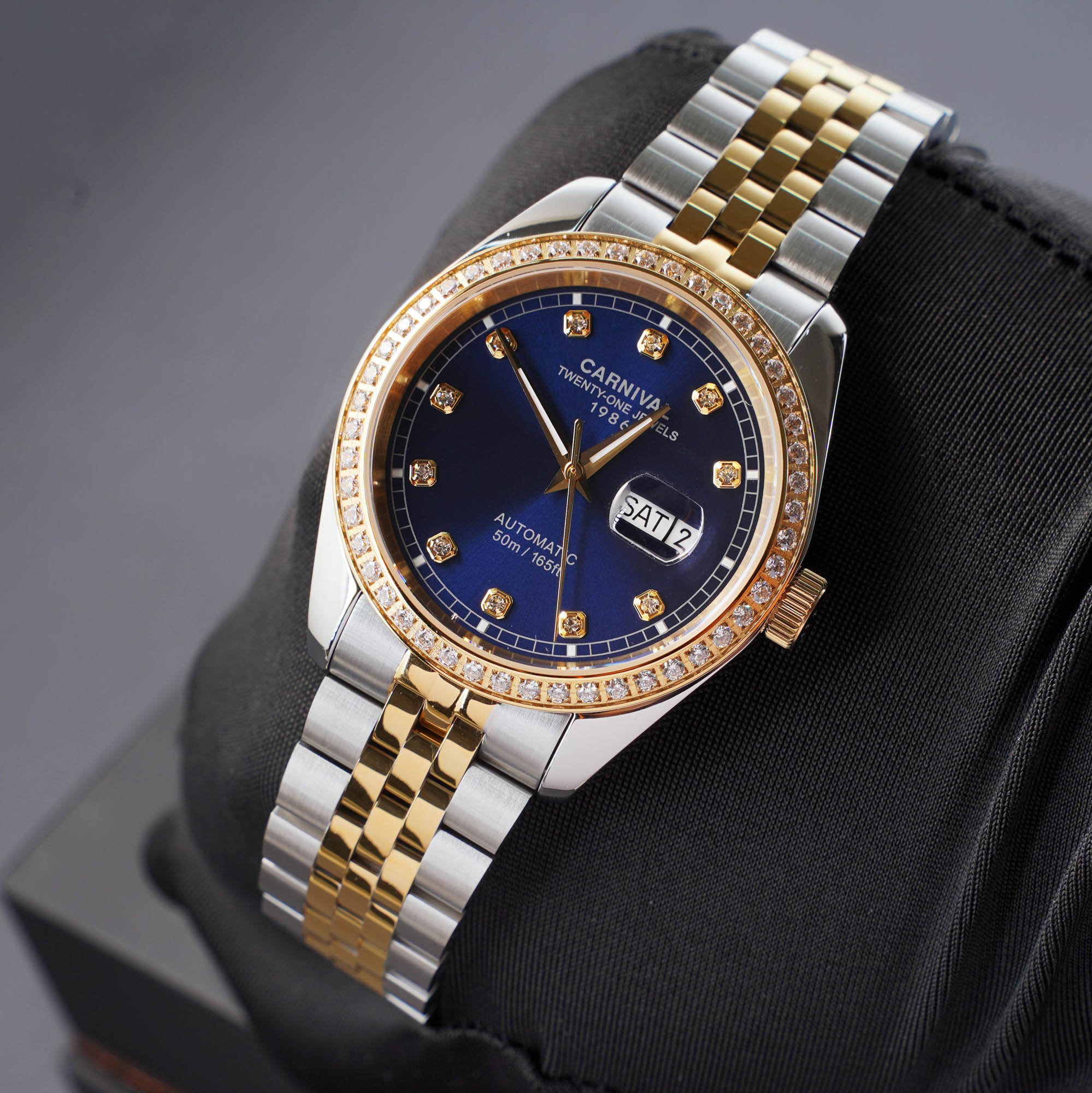 ĐỒNG HỒ NAM CARNIVAL 8131G2 CV X AUTOMATIC 41MM