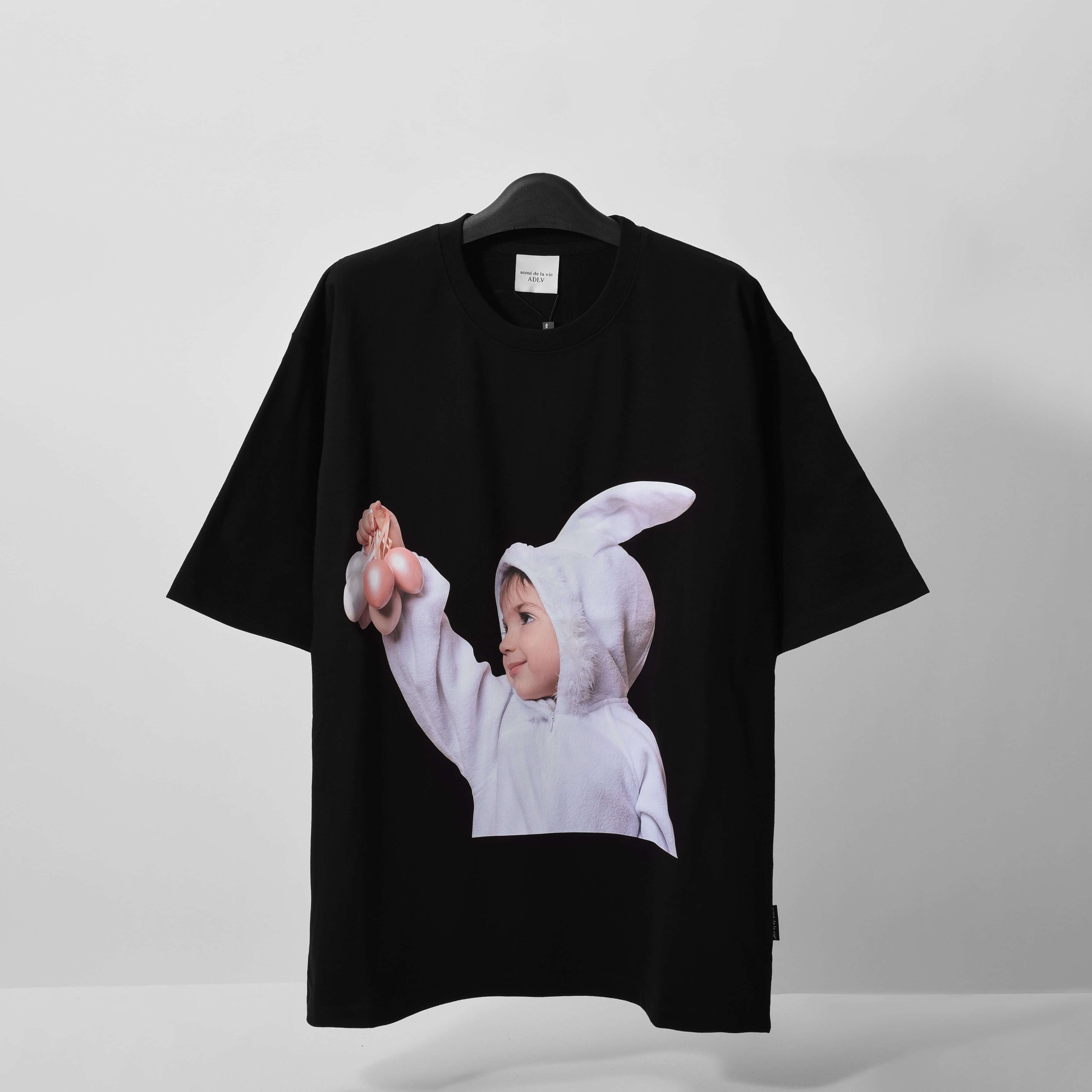ADLV Baby Face Short Sleeve Rabbit Tshirt - Black