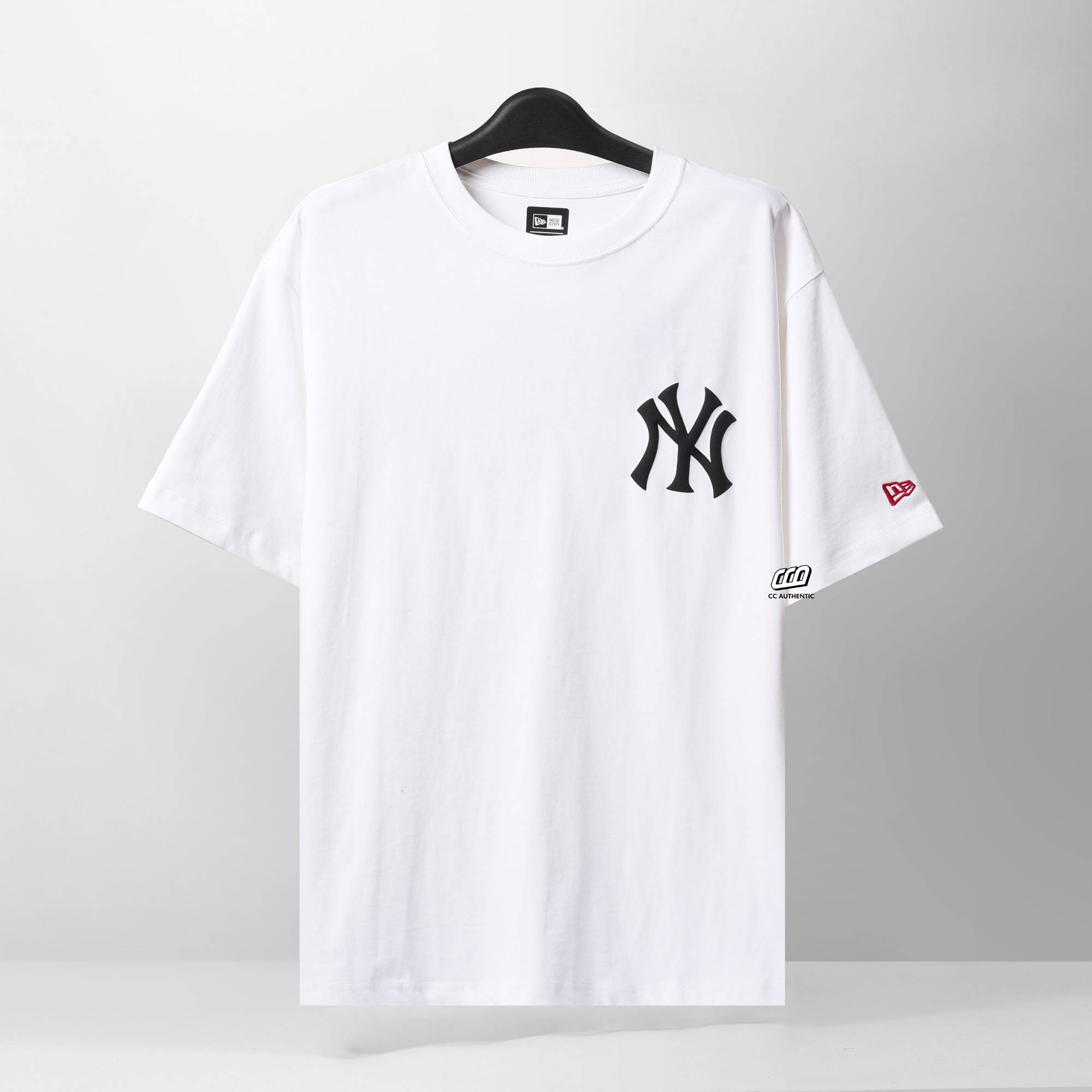 NEW ERA DICE T-SHIRT - WHITE