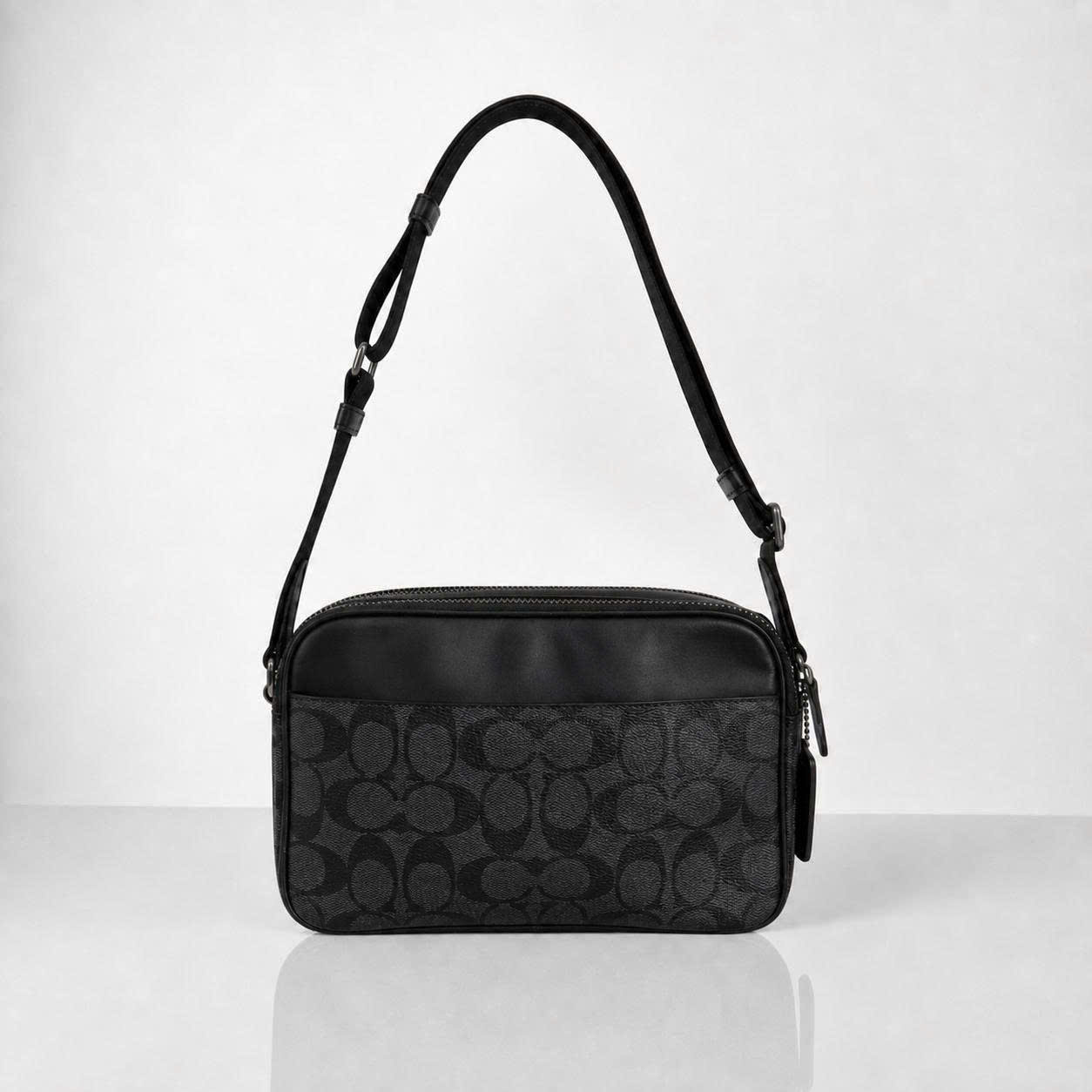 COACH SIGNATURE GRAHAM CROSS BAG - BLACK