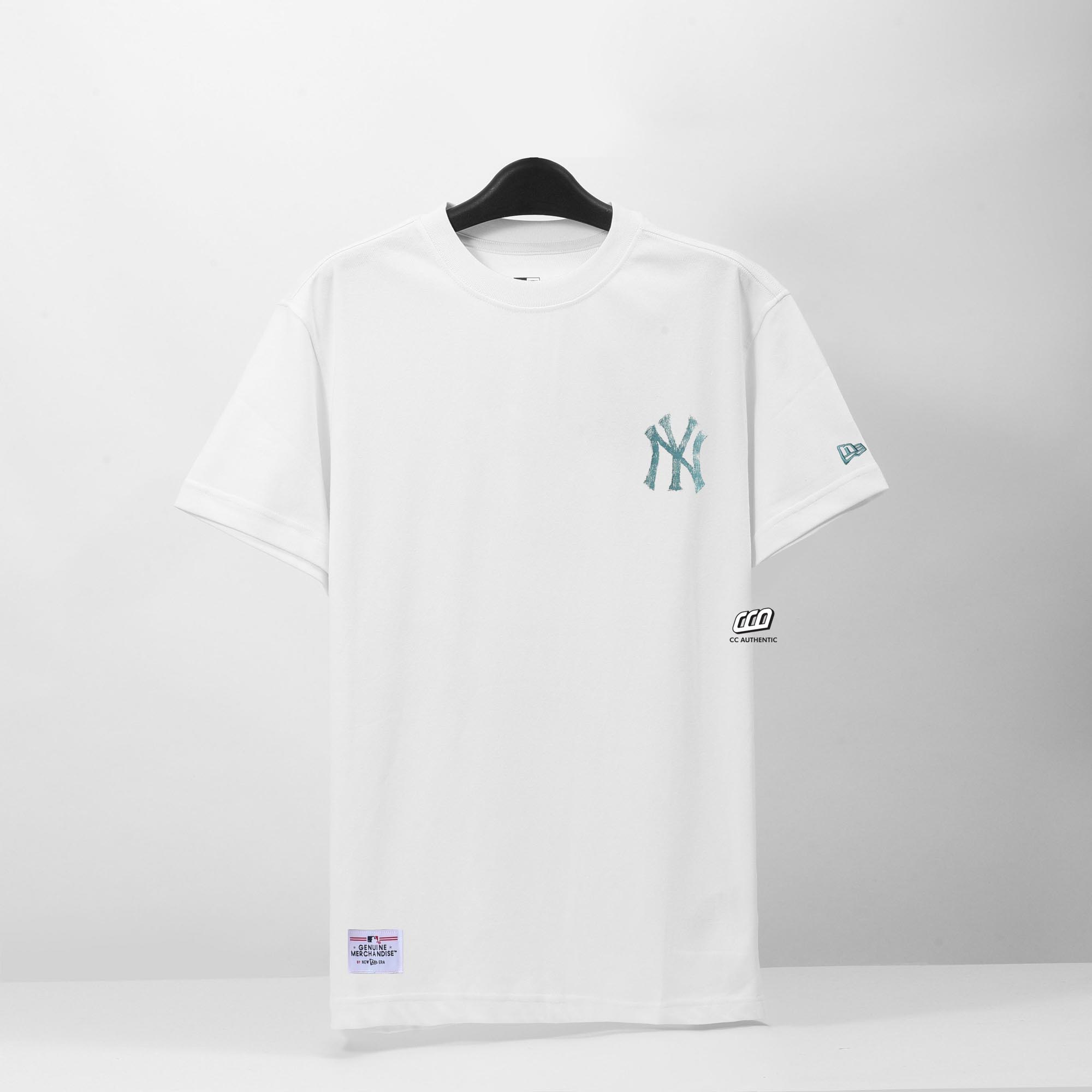 NEW ERA CLASSIC MONOGRAM T-SHIRT - WHITE