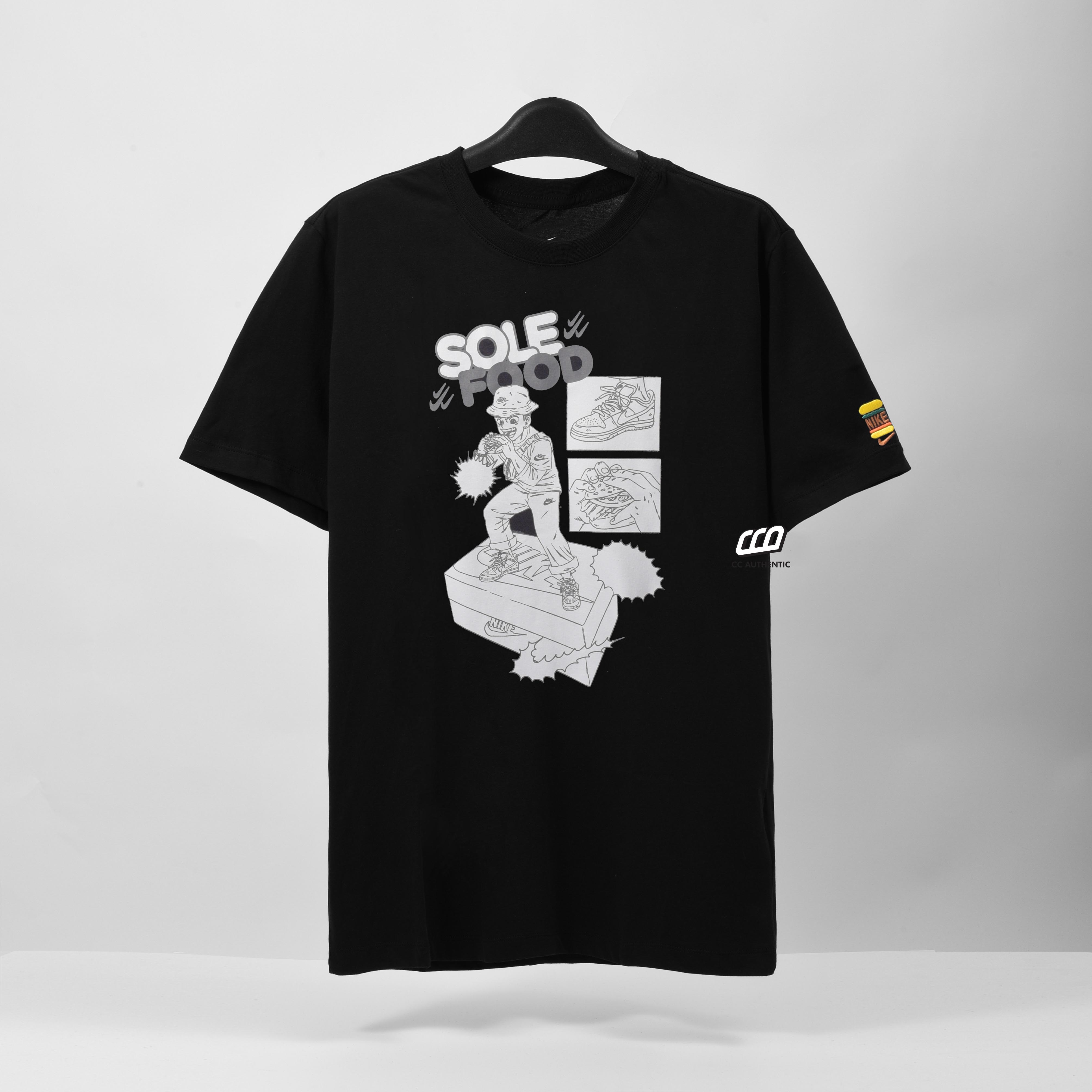 NIKE SNEAKER OBSESSED SOLE FOOD GRAPHIC T-SHIRT - BLACK